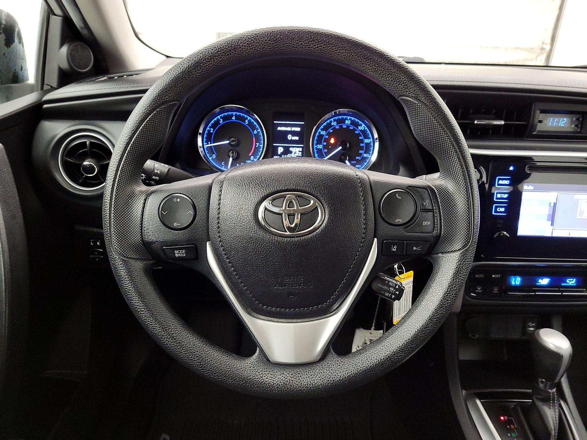 Thumbnail: 2017 Toyota Corolla - 10