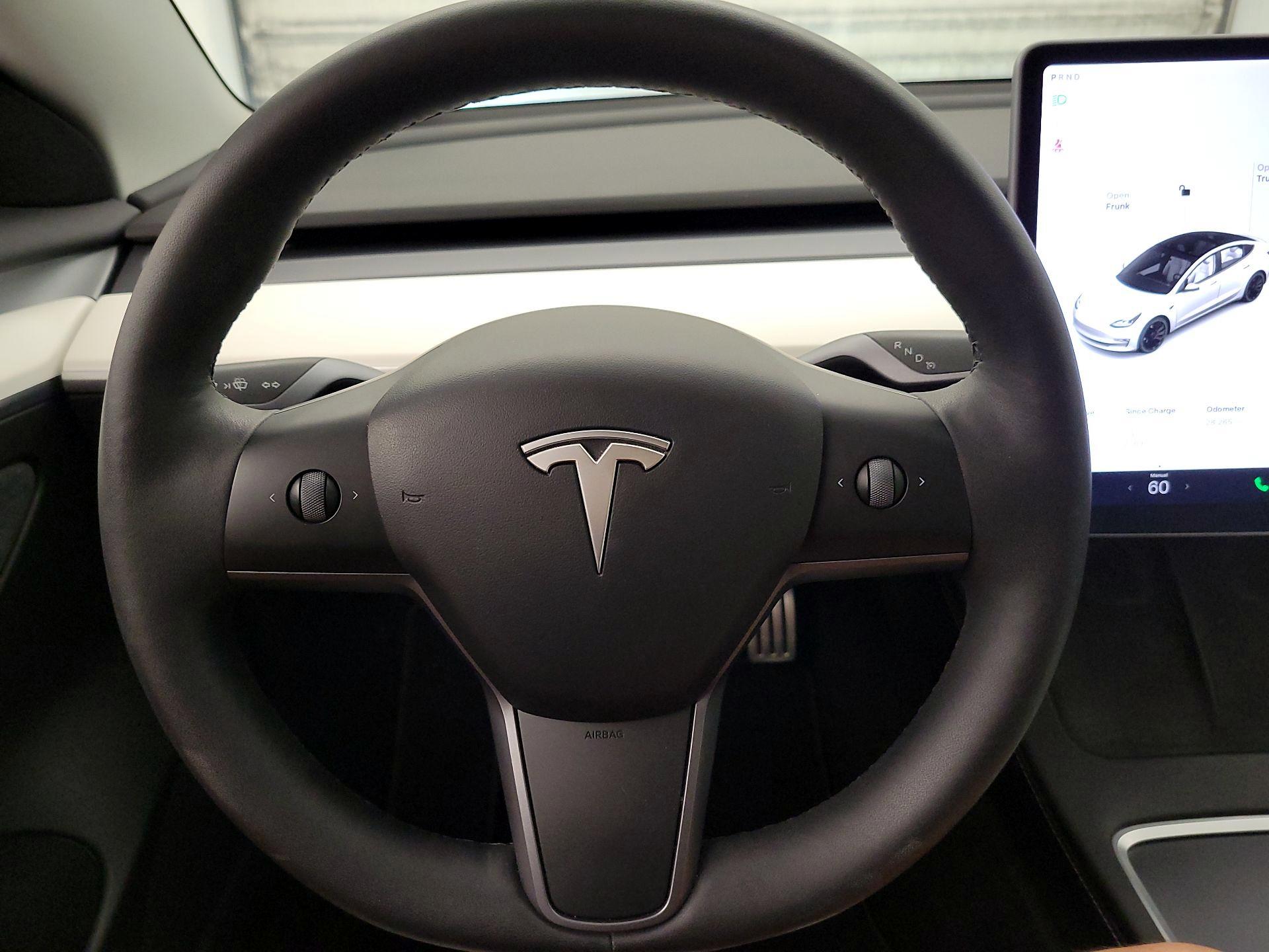 Thumbnail: 2022 Tesla Model 3 - 10