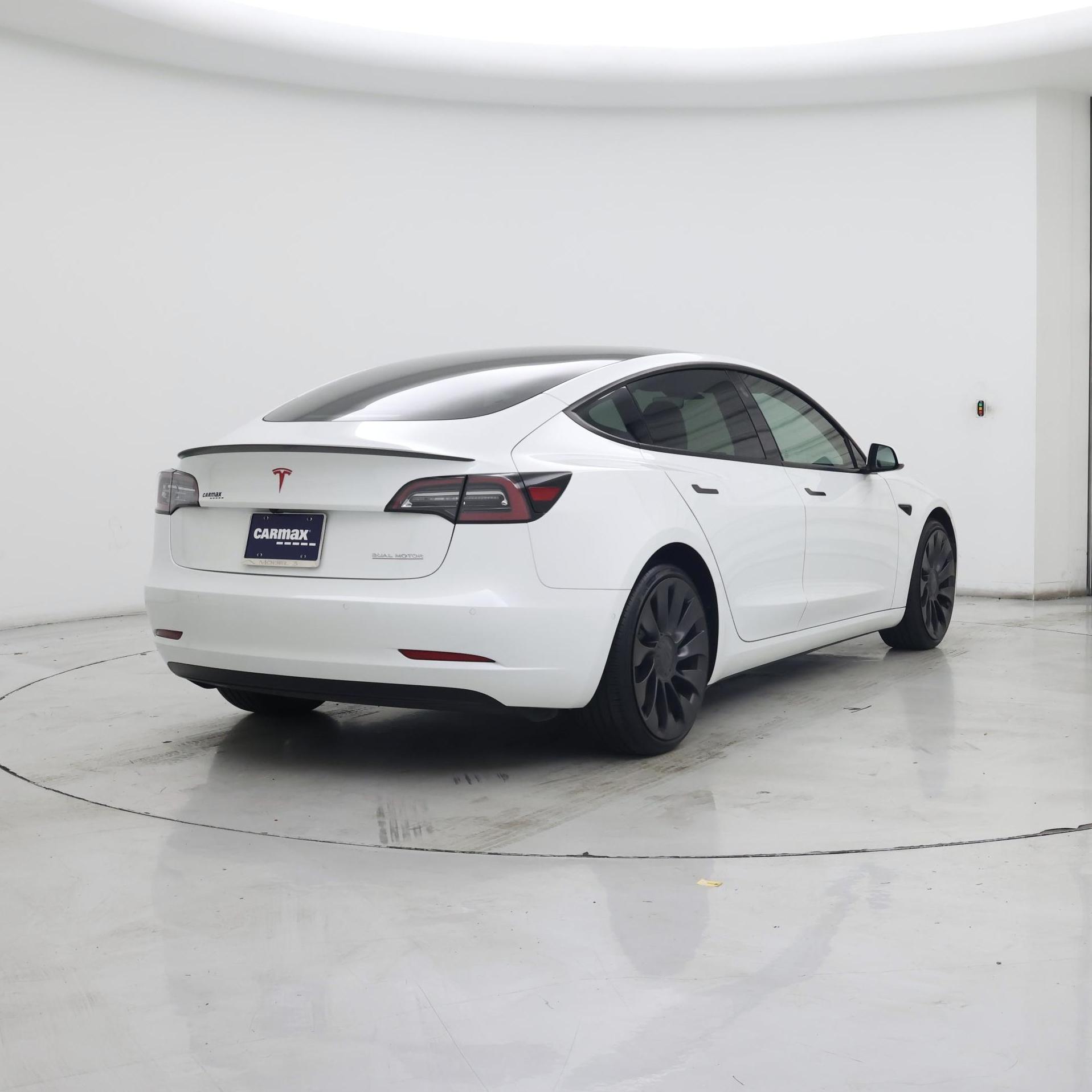 Thumbnail: 2022 Tesla Model 3 - 8