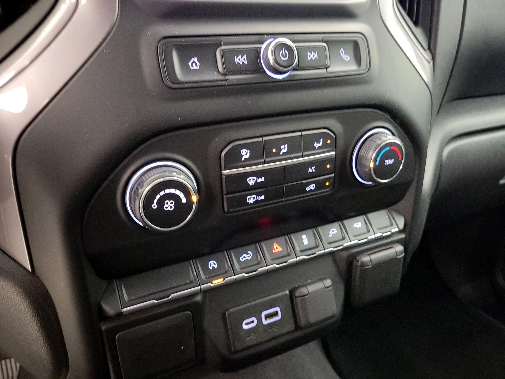 Thumbnail: 2021 Chevrolet Silverado 1500 - 16