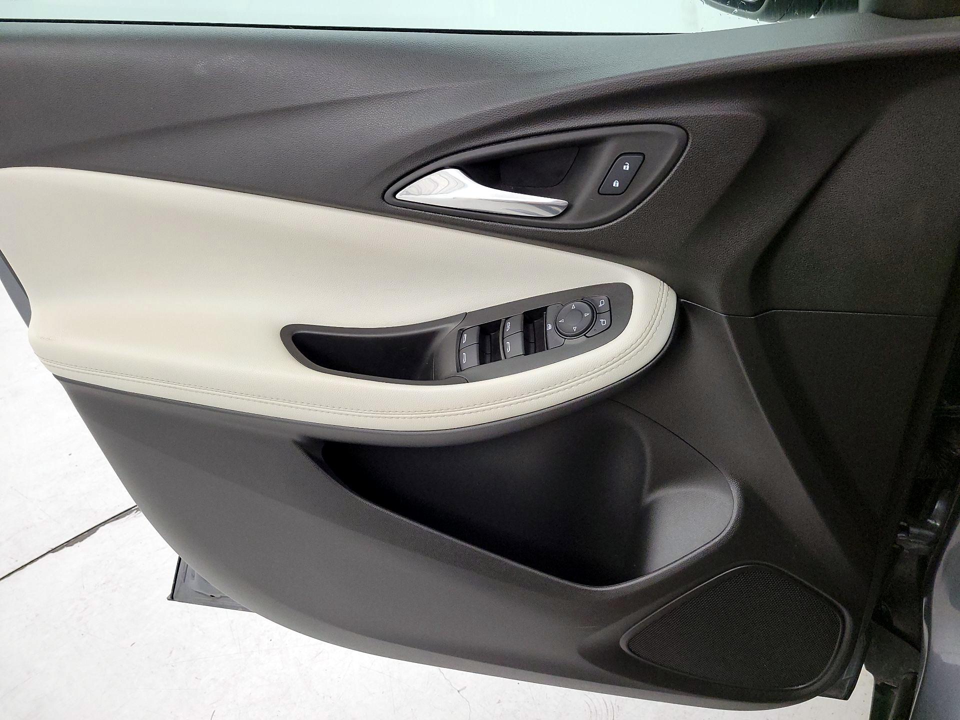 Thumbnail: 2021 Buick Encore GX - 12