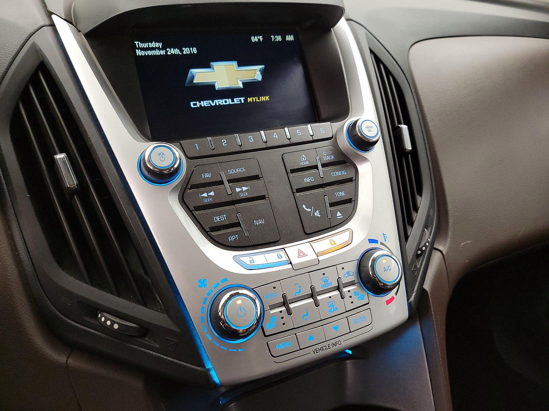 Thumbnail: 2015 Chevrolet Equinox - 16
