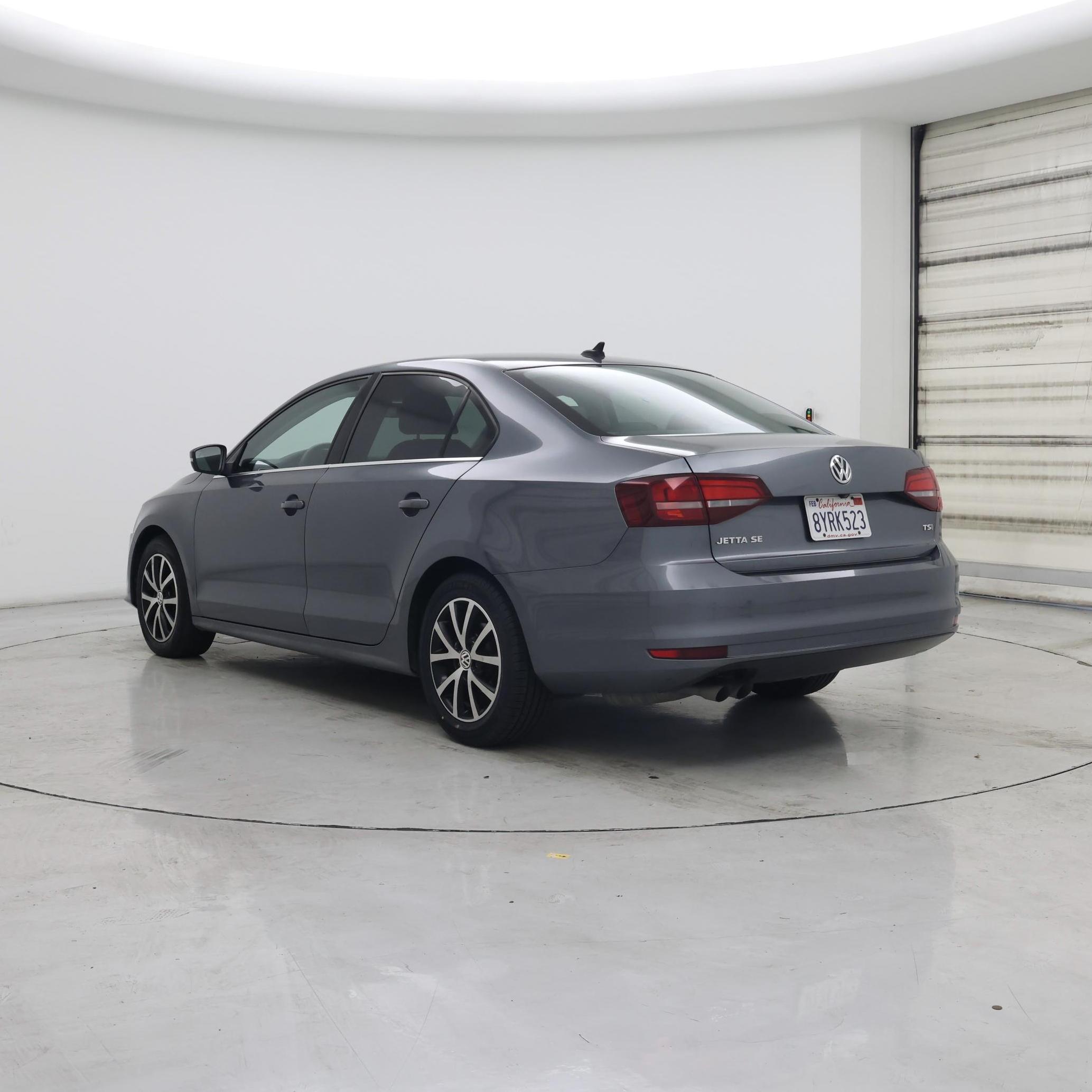 Thumbnail: 2017 Volkswagen Jetta - 2