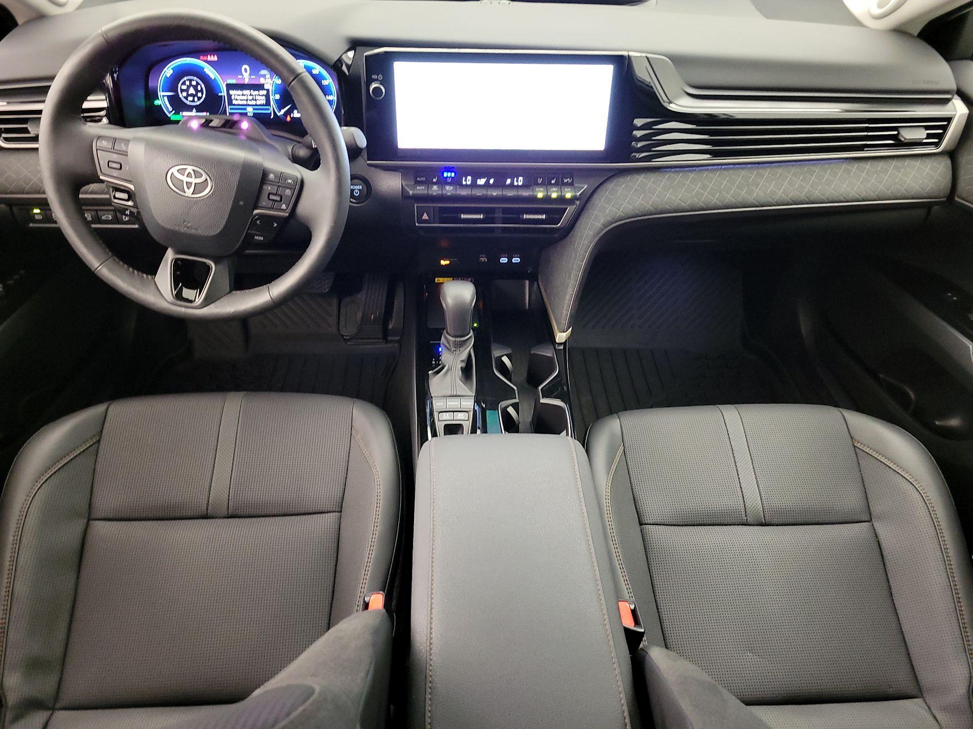 Thumbnail: 2025 Toyota Camry - 9