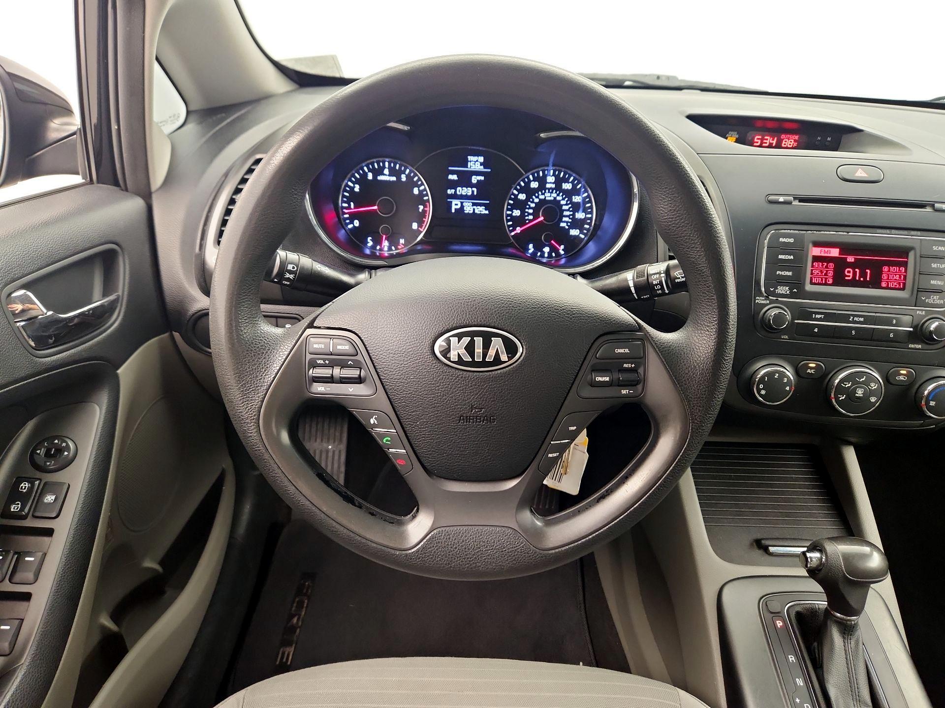 Thumbnail: 2014 Kia Forte - 10