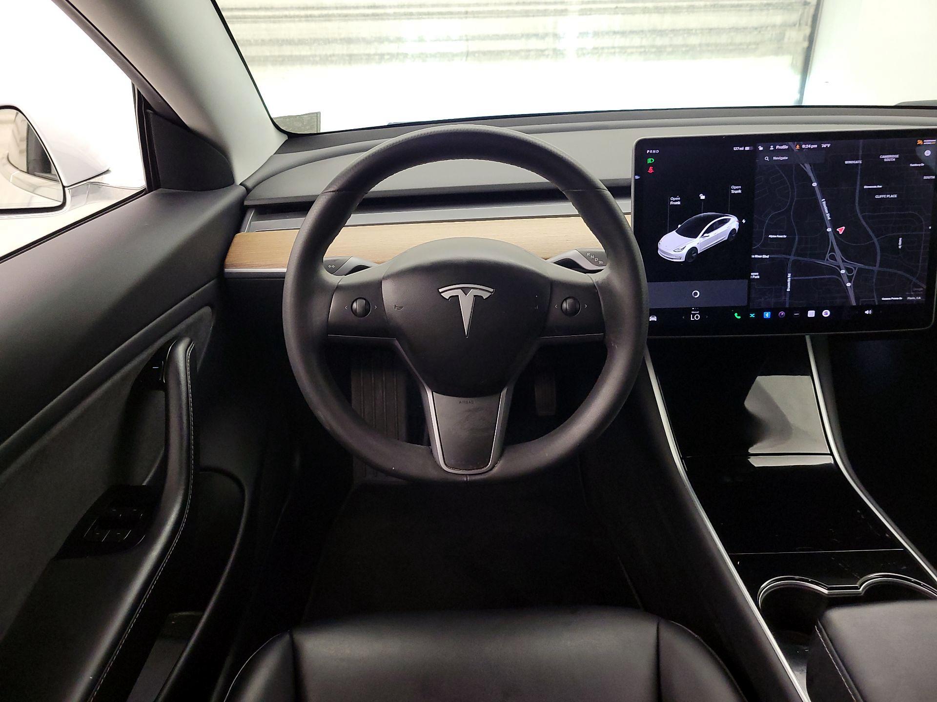 Thumbnail: 2019 Tesla Model 3 - 10