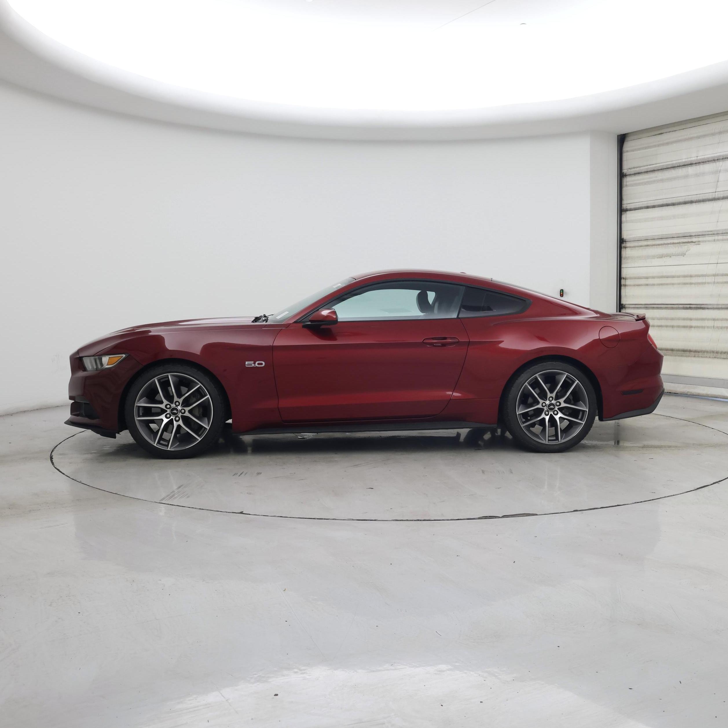 Thumbnail: 2016 Ford Mustang - 3
