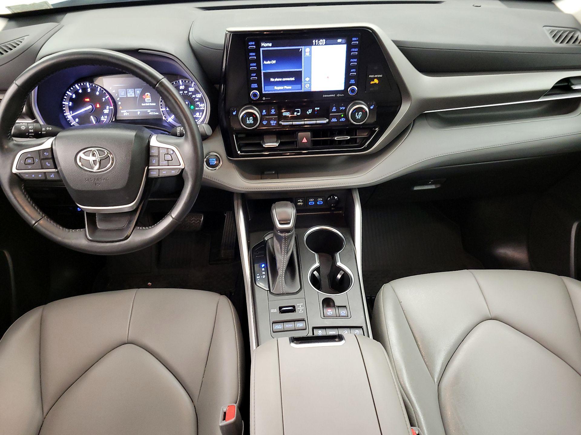 Thumbnail: 2022 Toyota Highlander - 9