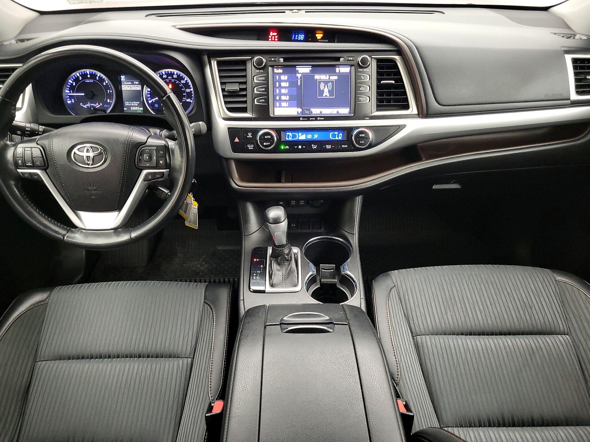 Thumbnail: 2019 Toyota Highlander - 9