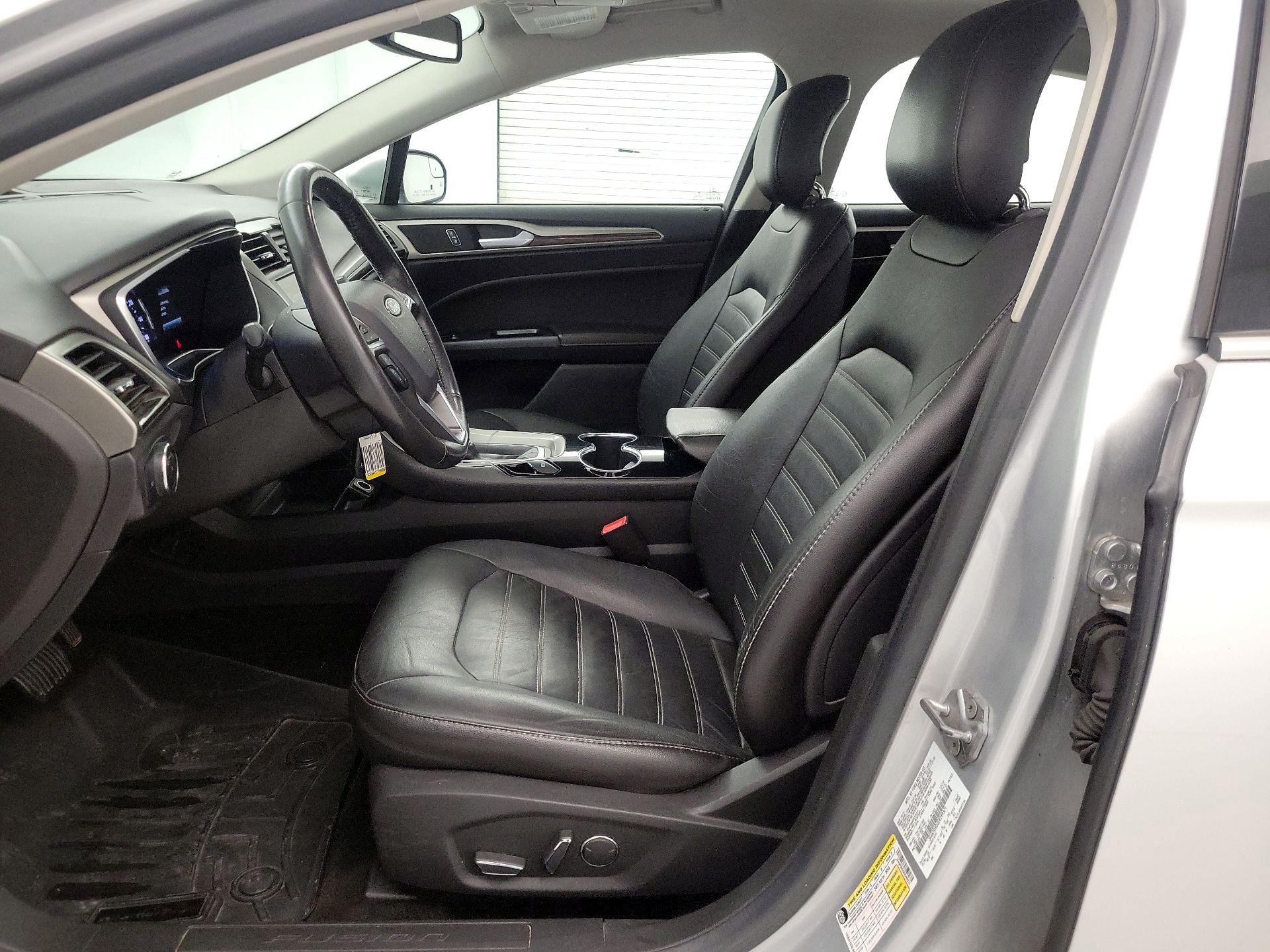 Thumbnail: 2014 Ford Fusion - 11