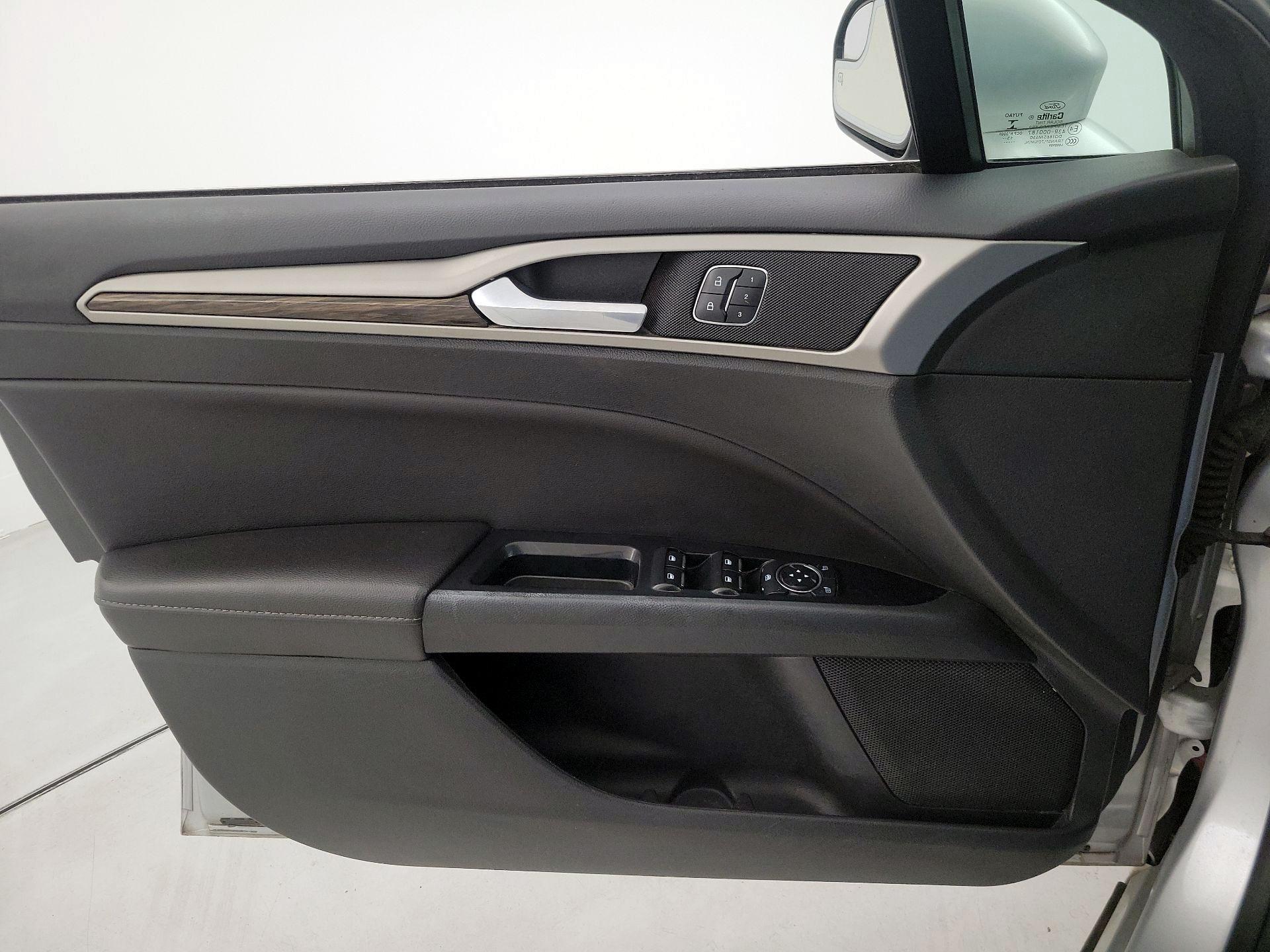 Thumbnail: 2014 Ford Fusion - 12