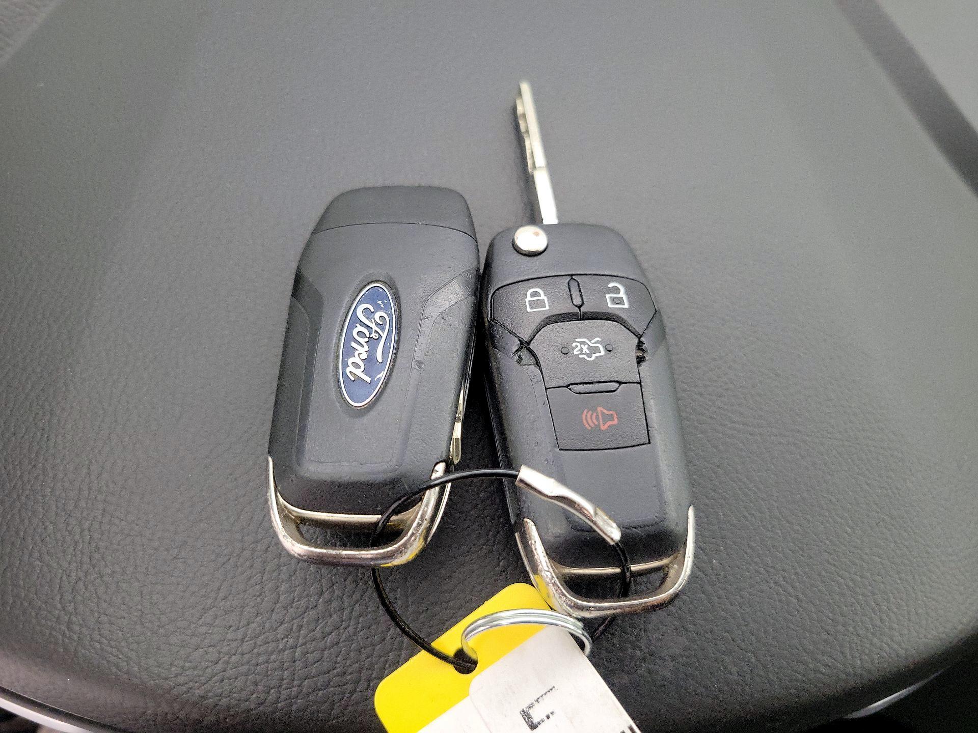 Thumbnail: 2014 Ford Fusion - 20