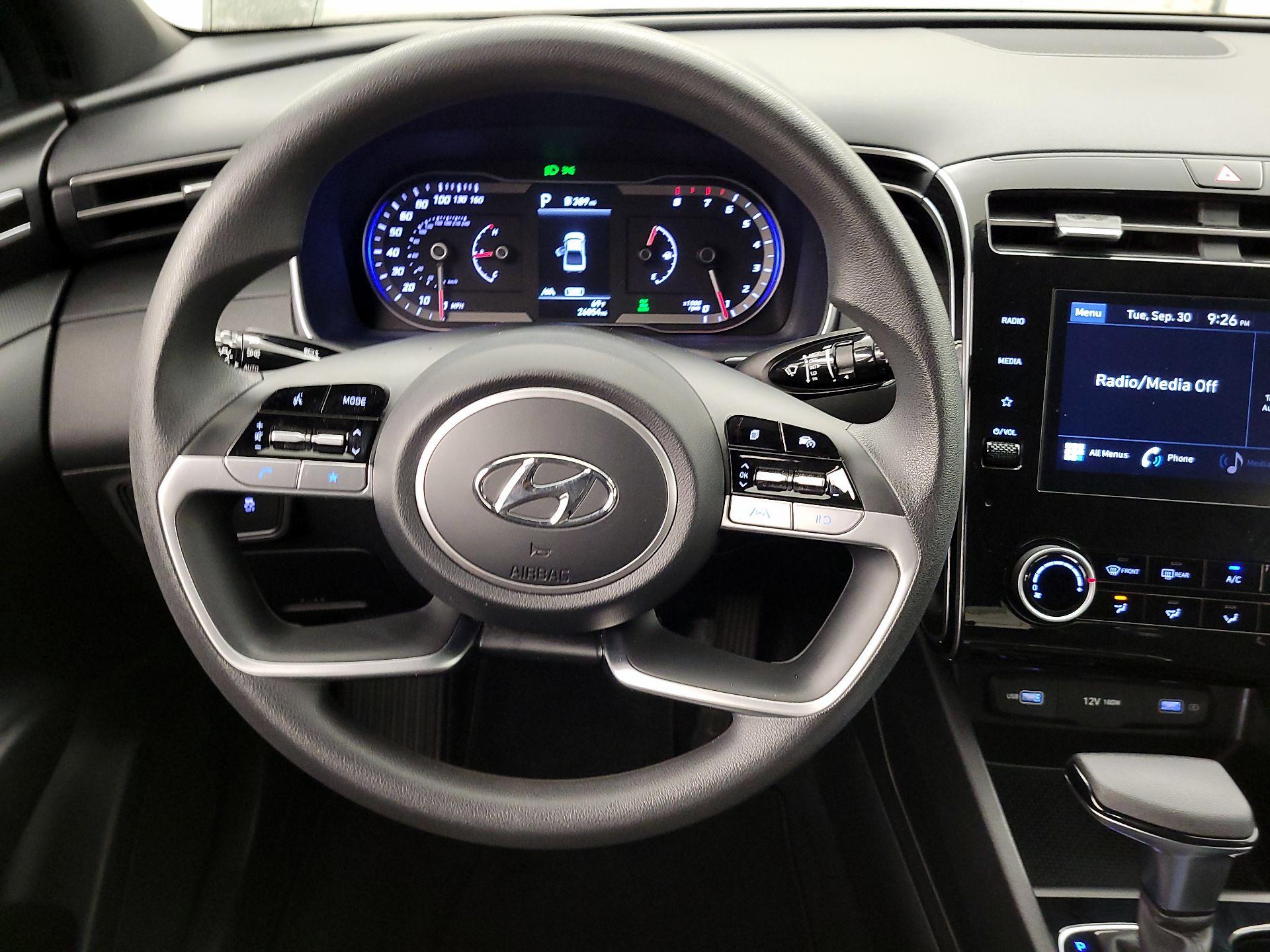 Thumbnail: 2023 Hyundai Santa Cruz - 10