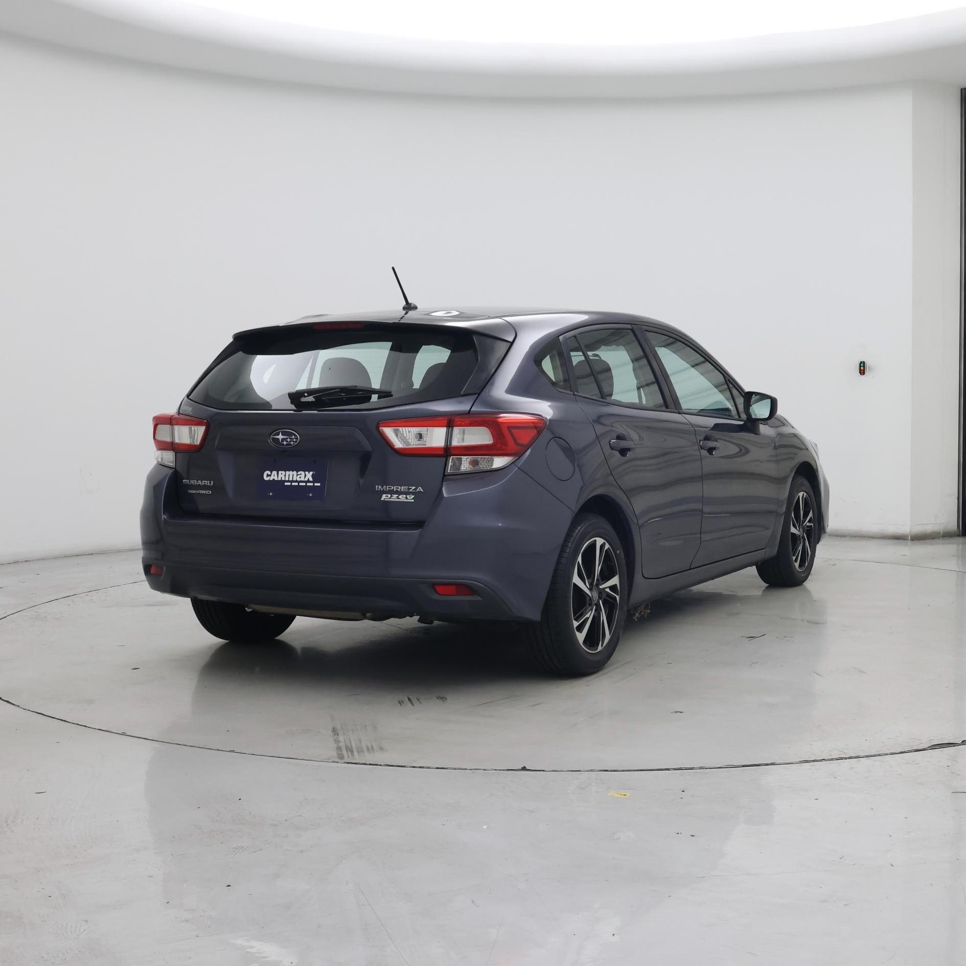 Thumbnail: 2017 Subaru Impreza - 8