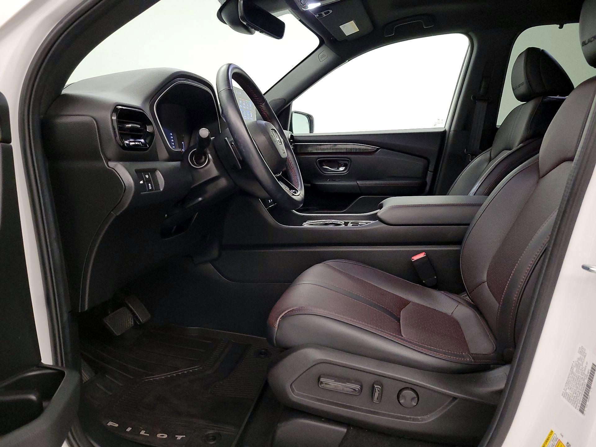 Thumbnail: 2025 Honda Pilot - 11