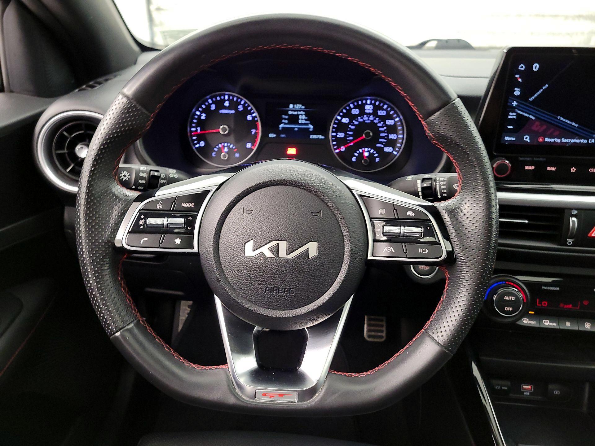 Thumbnail: 2023 Kia Forte - 10
