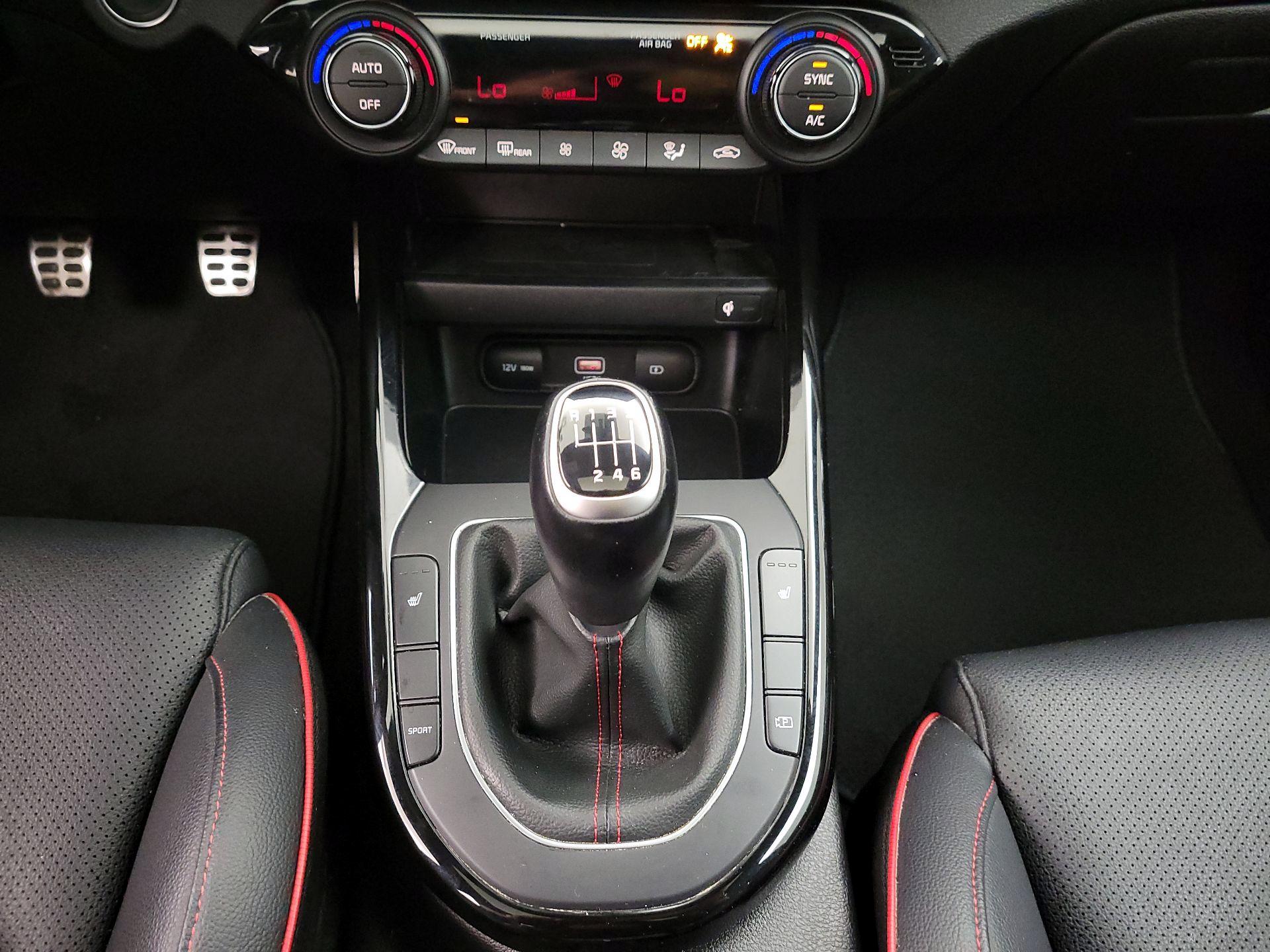 Thumbnail: 2023 Kia Forte - 18