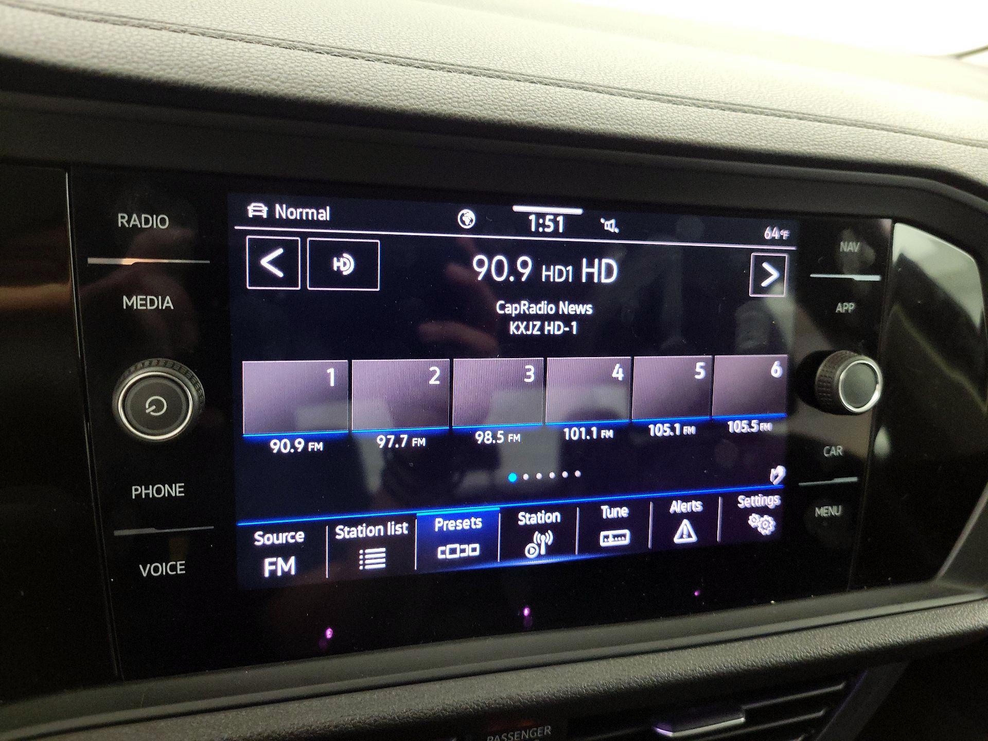 Thumbnail: 2024 Volkswagen Jetta - 14