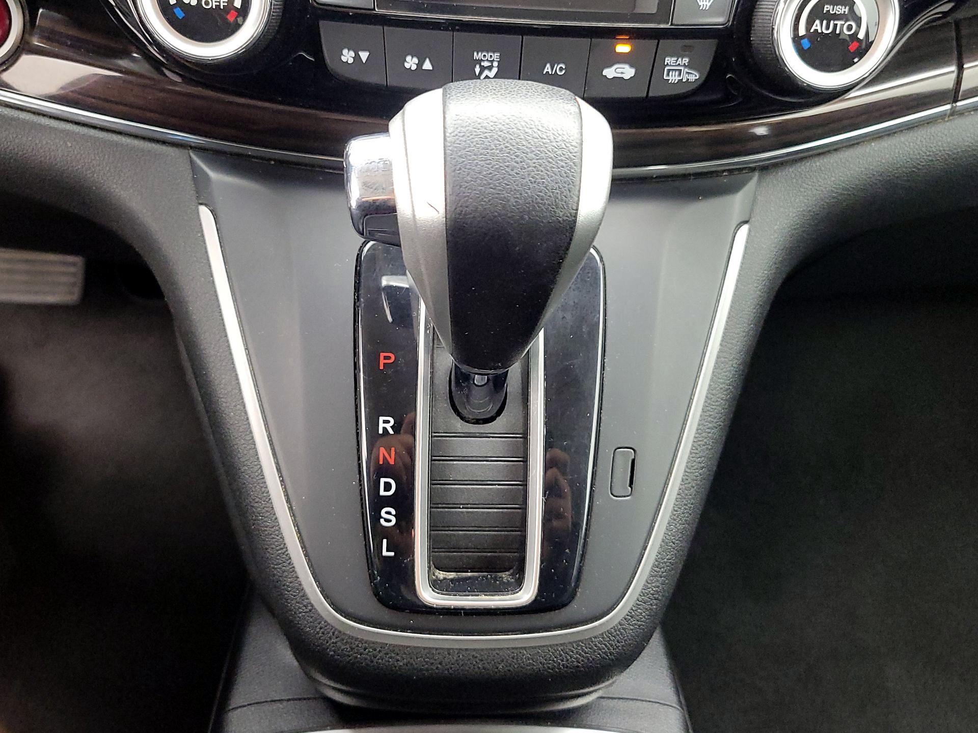 Thumbnail: 2015 Honda CR-V - 17