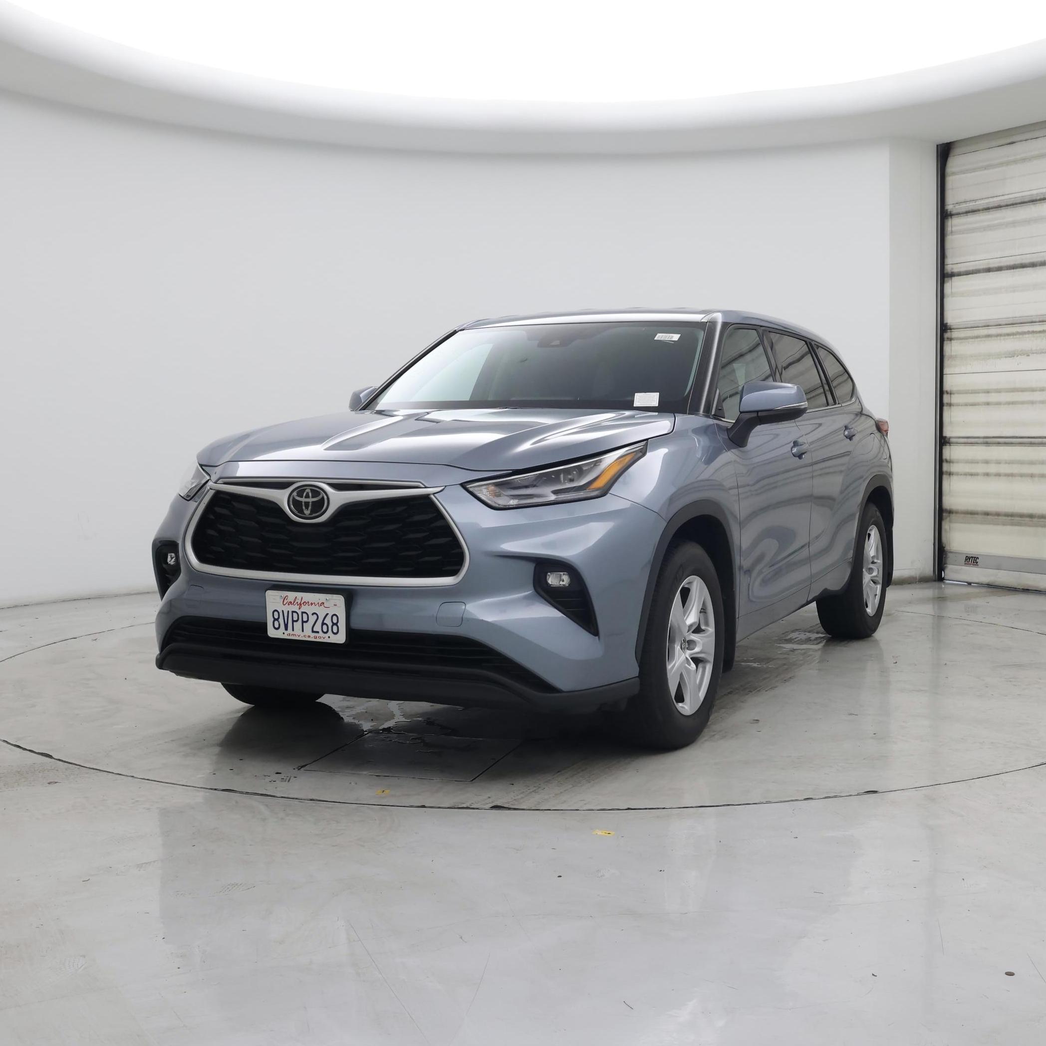 Thumbnail: 2021 Toyota Highlander - 4