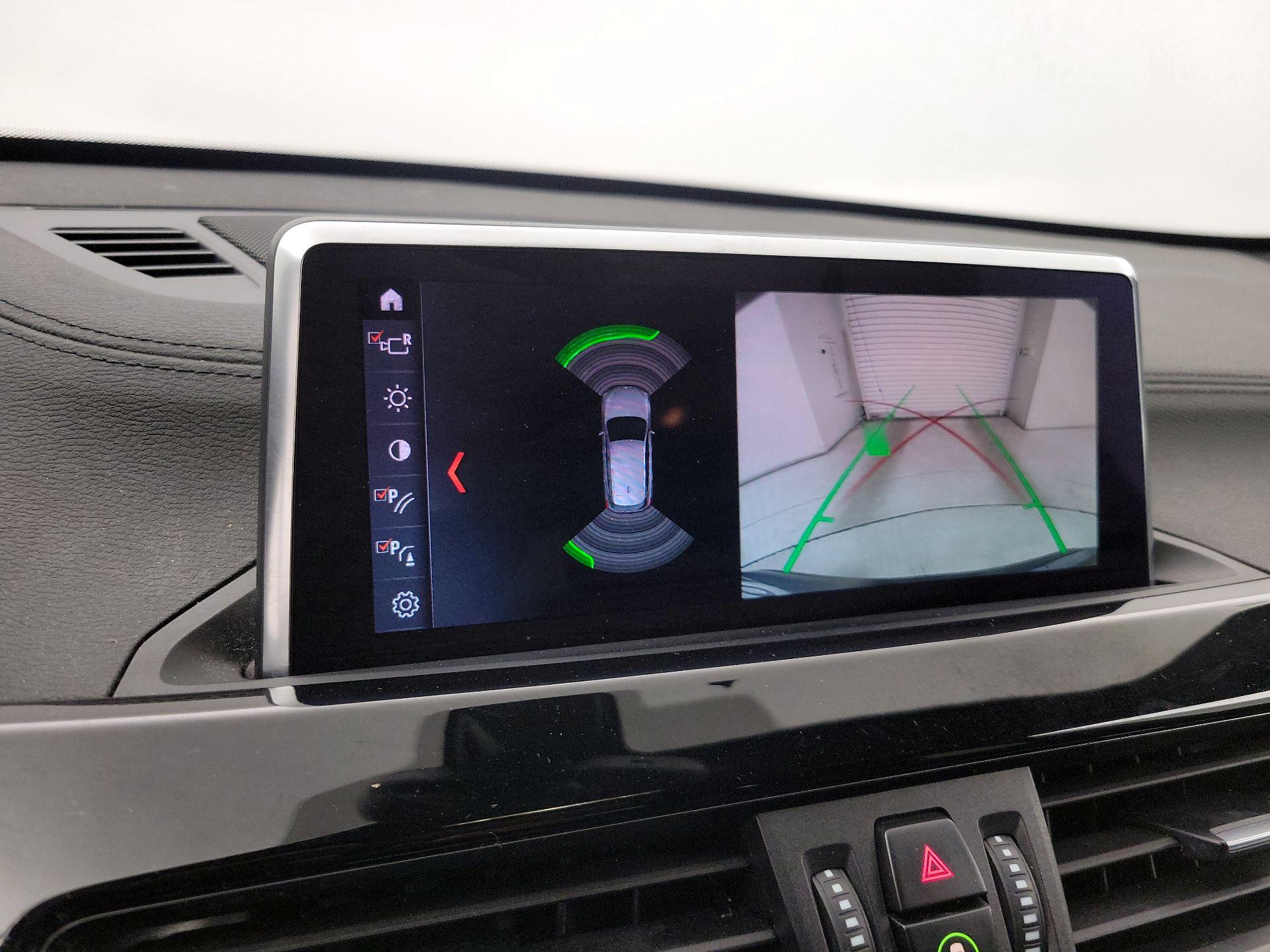 Thumbnail: 2020 BMW X1 - 15