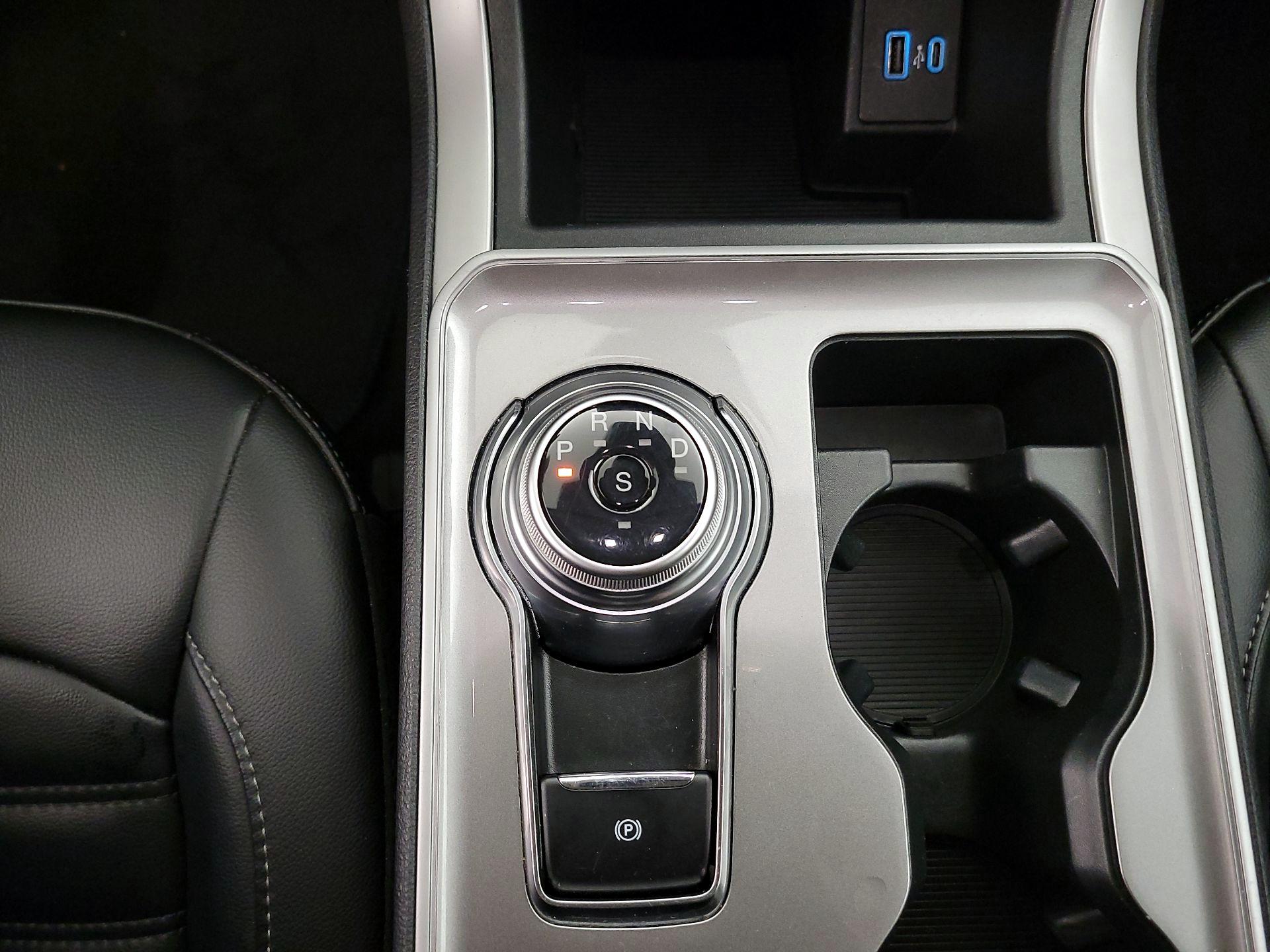 Thumbnail: 2024 Ford Edge - 17