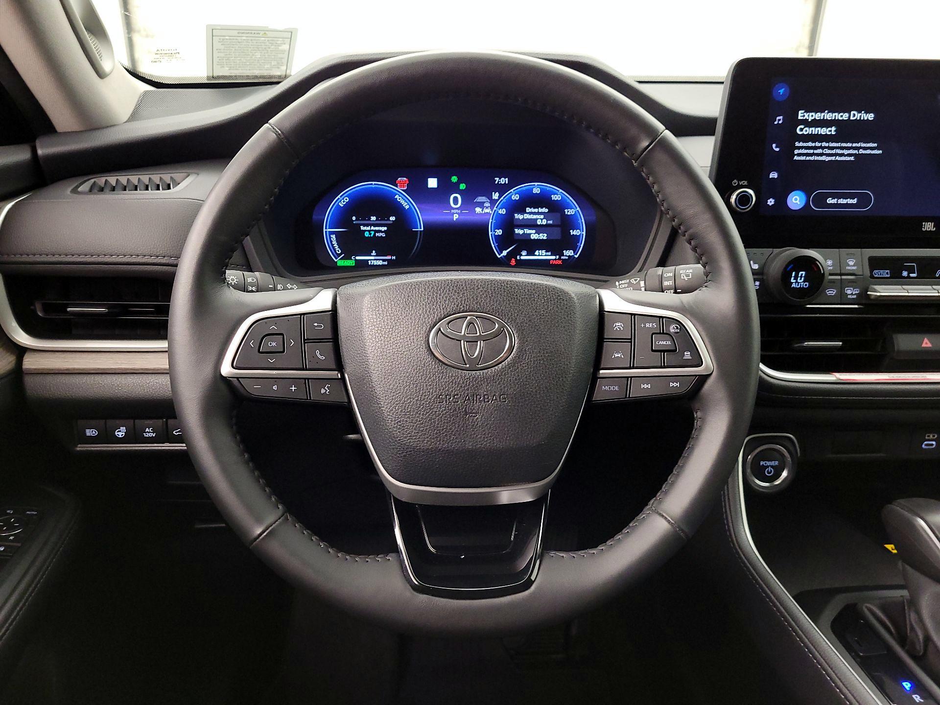 Thumbnail: 2024 Toyota Highlander - 10