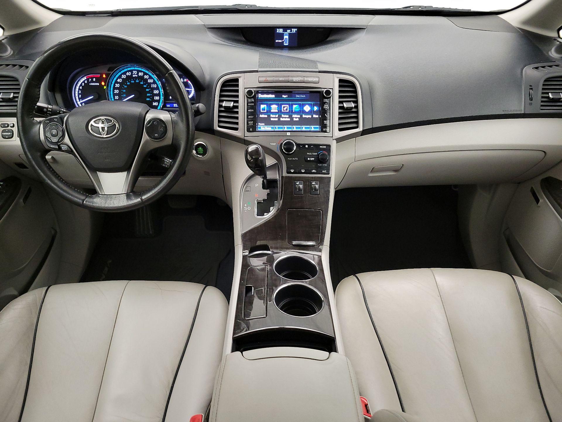 Thumbnail: 2014 Toyota Venza - 9