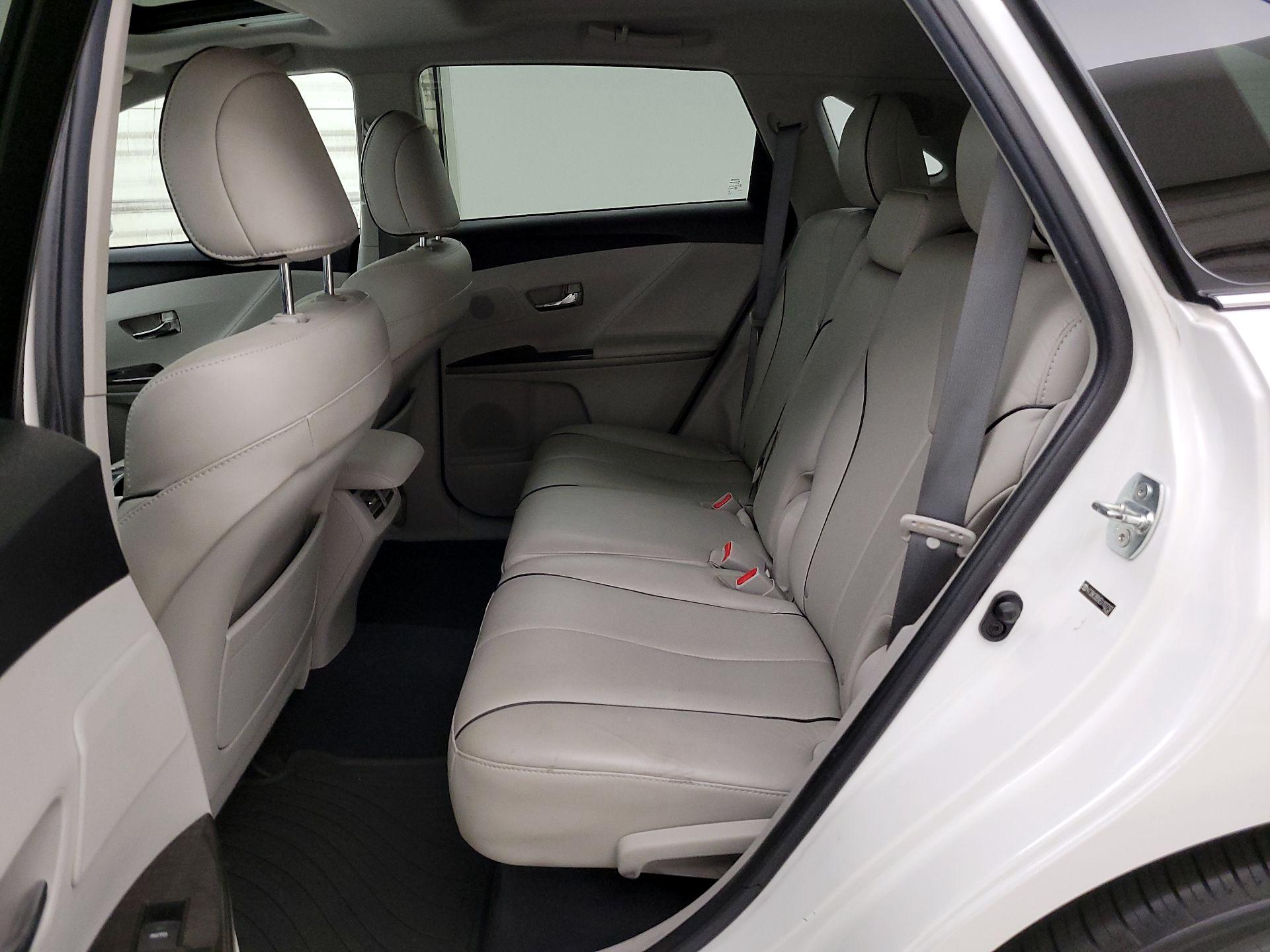 Thumbnail: 2014 Toyota Venza - 20