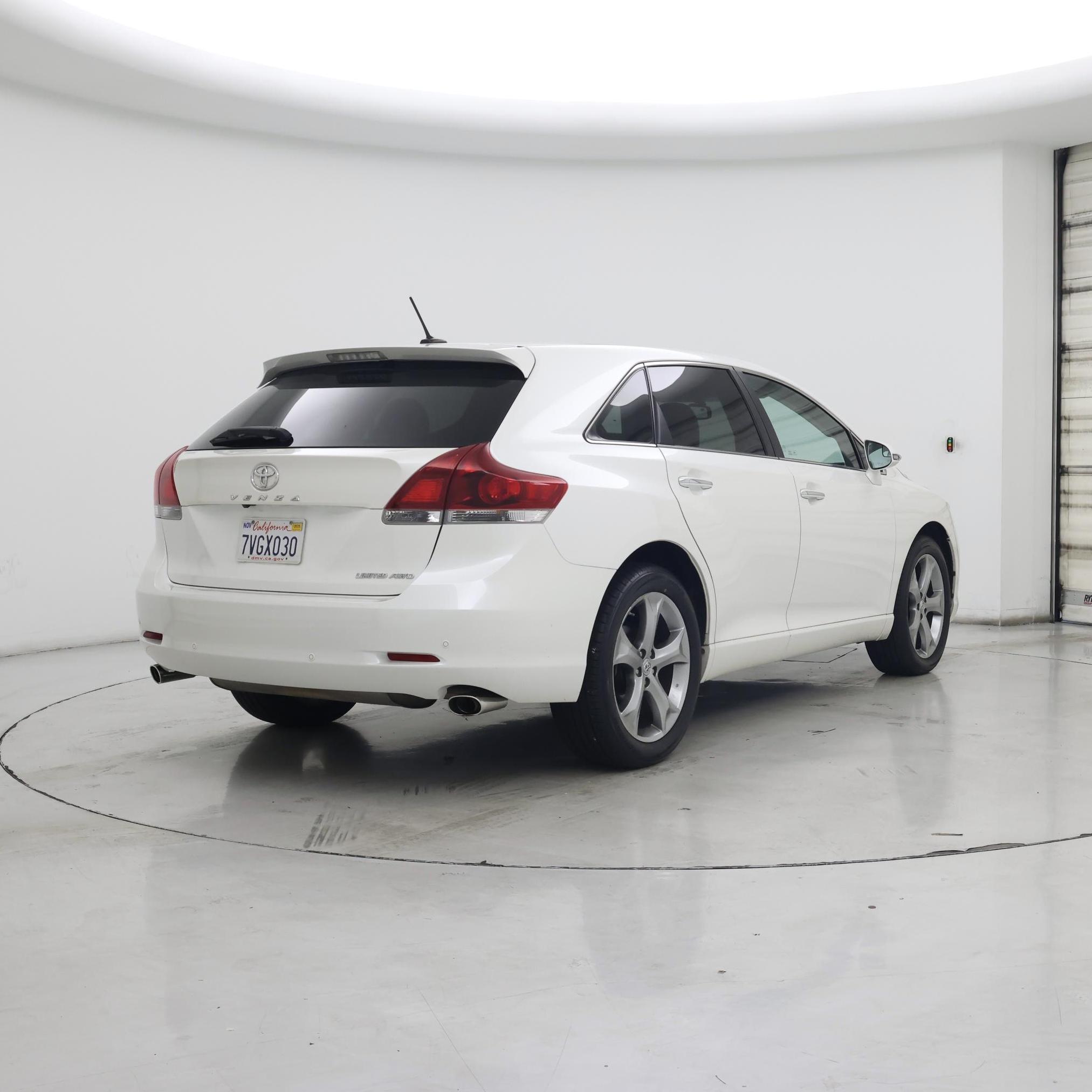 Thumbnail: 2014 Toyota Venza - 8