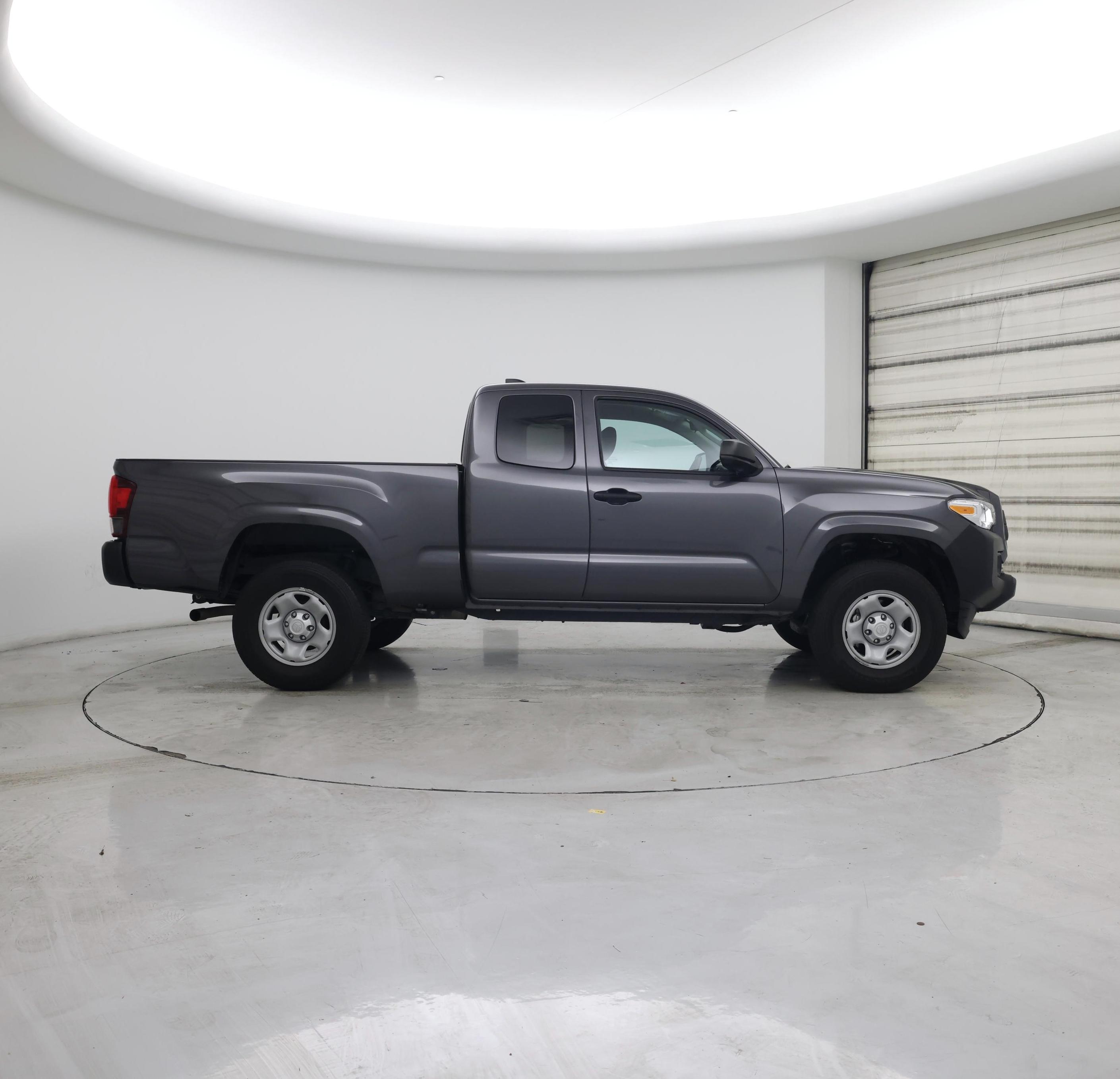Thumbnail: 2022 Toyota Tacoma - 7