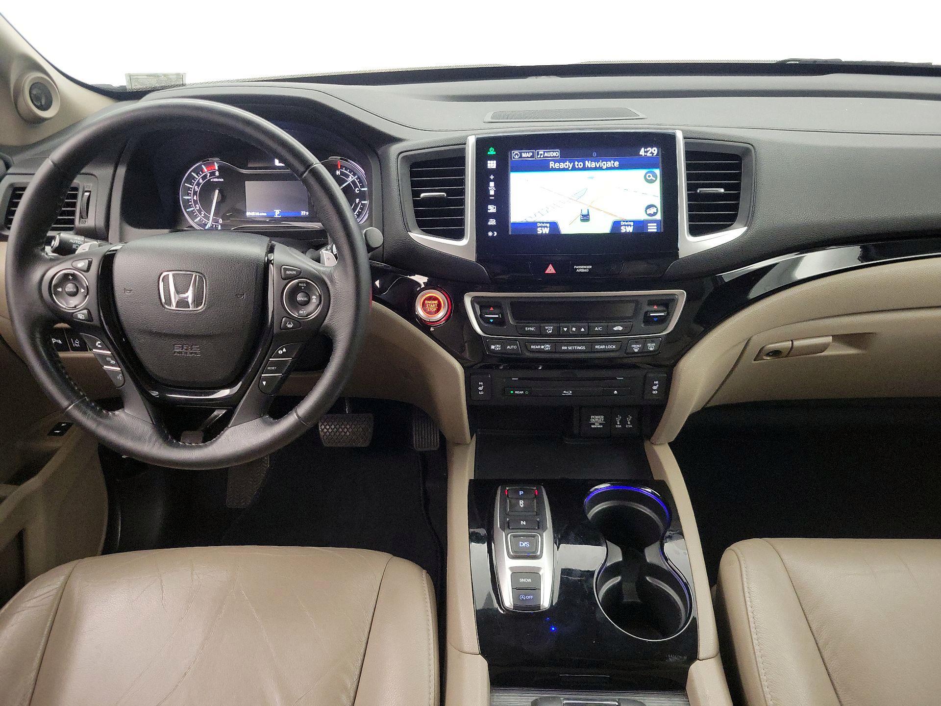 Thumbnail: 2016 Honda Pilot - 9