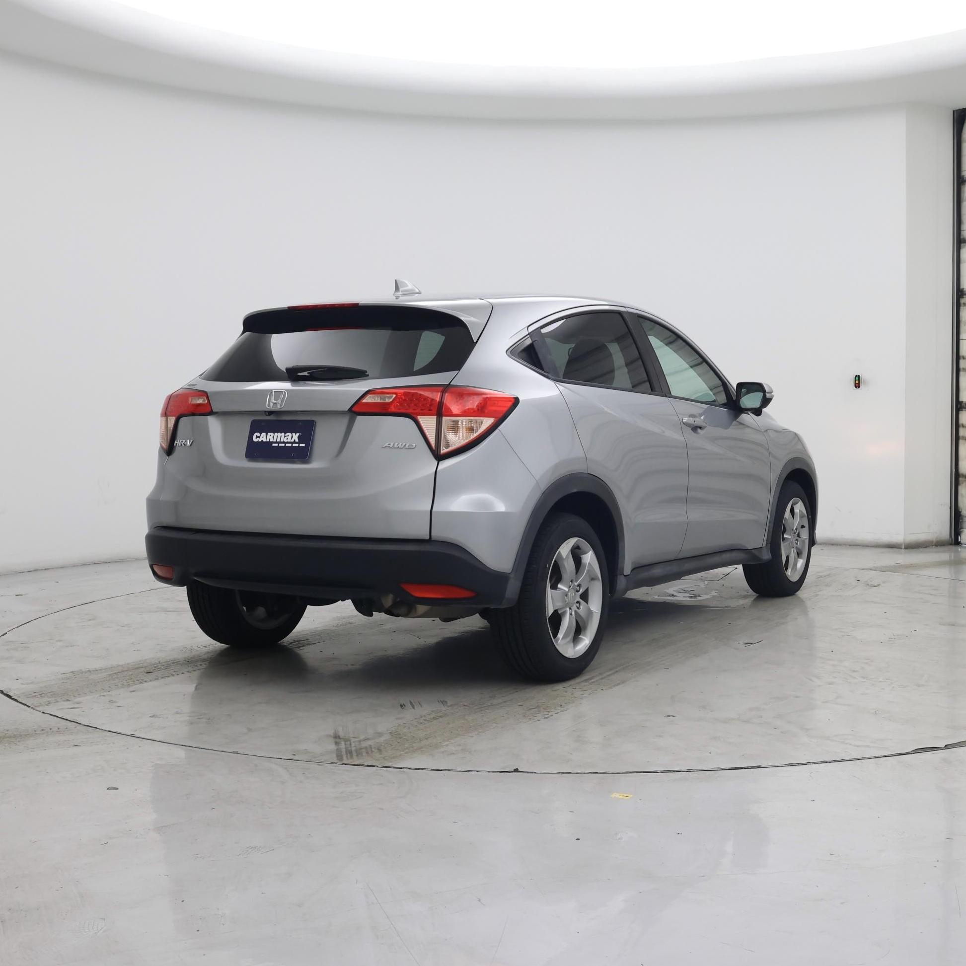 Thumbnail: 2017 Honda HR-V - 8