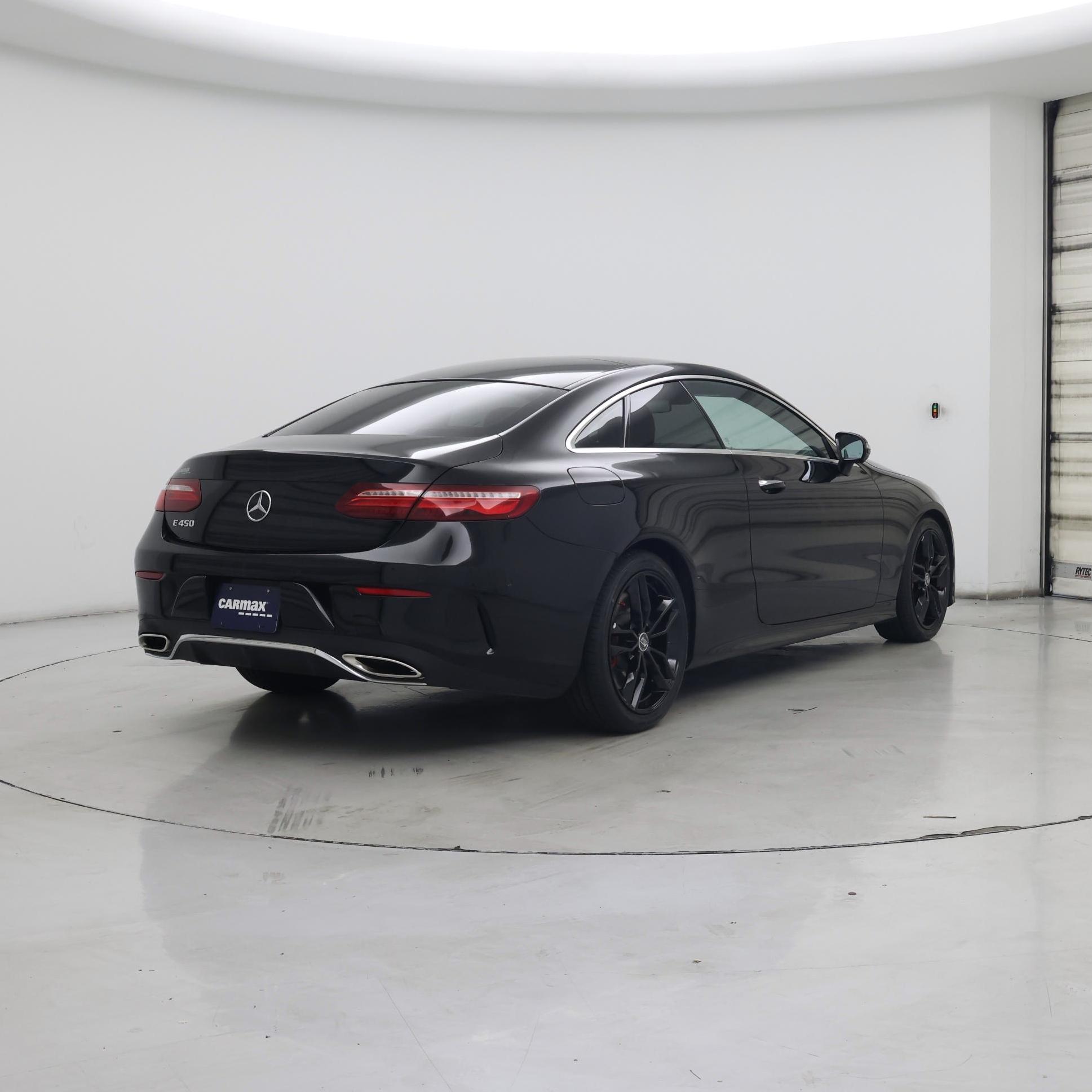 Thumbnail: 2019 Mercedes-Benz E-Class - 8