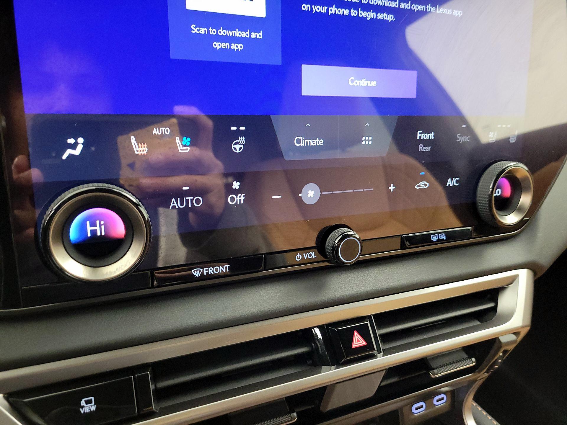 Thumbnail: 2025 Lexus RX - 16
