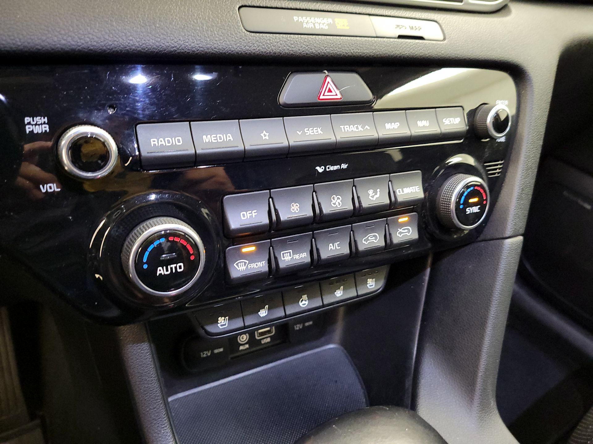 Thumbnail: 2019 Kia Sportage - 17
