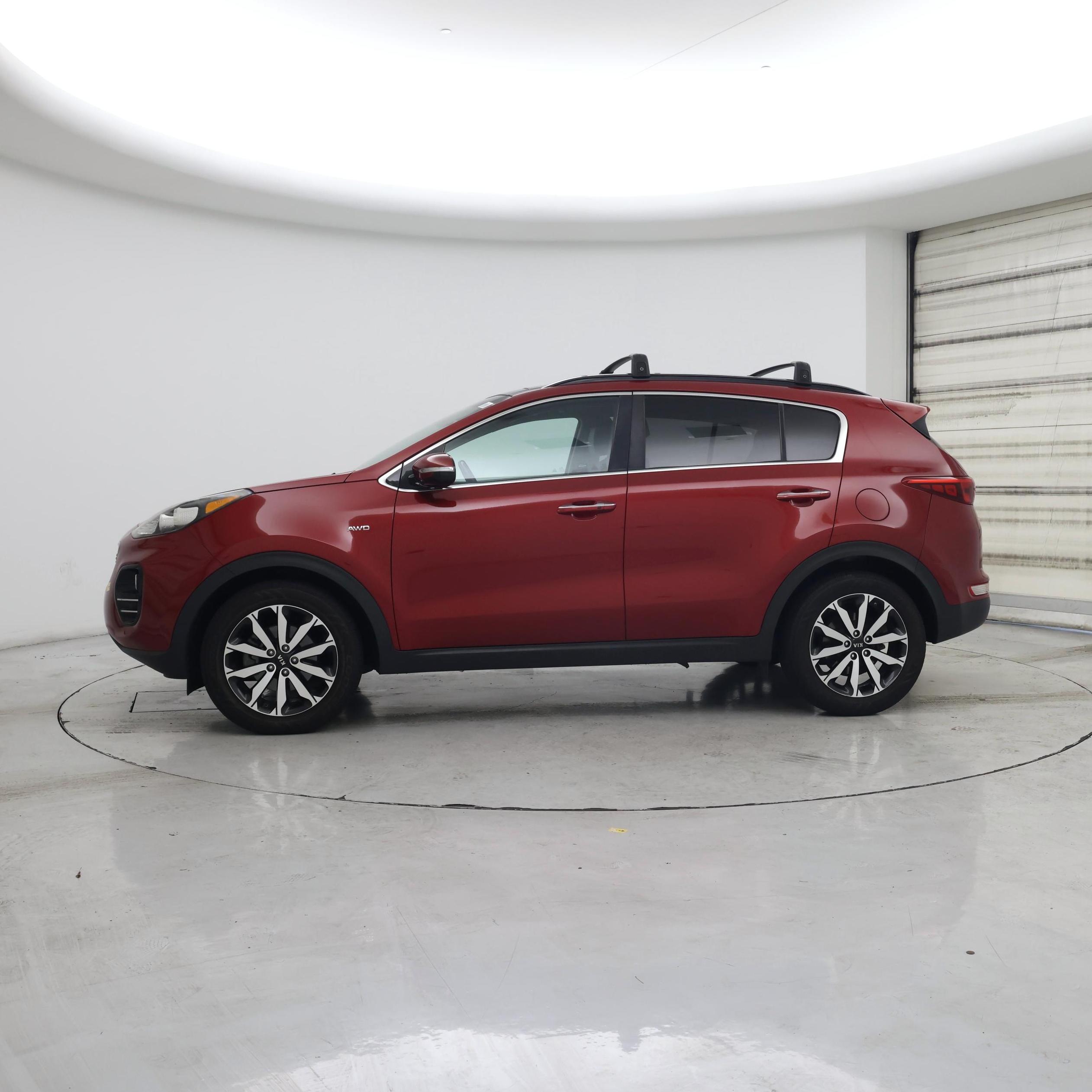 Thumbnail: 2019 Kia Sportage - 3