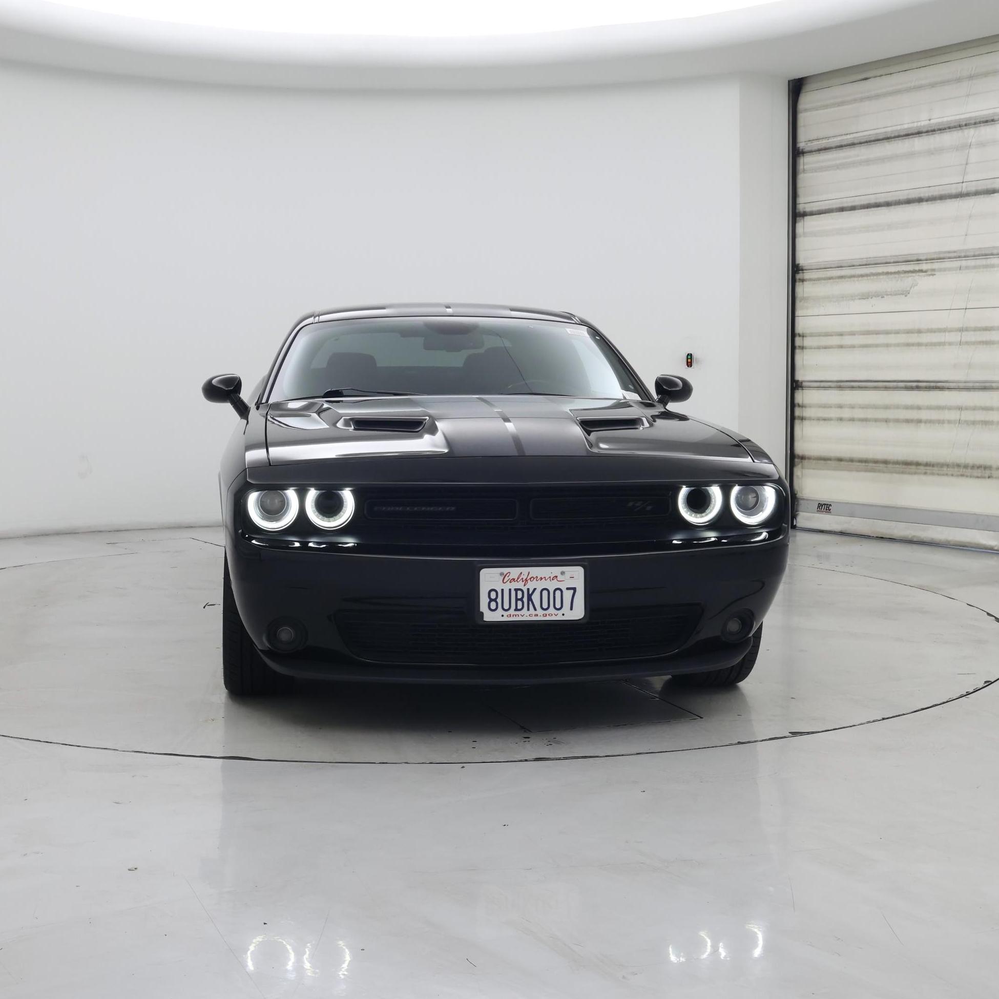 Thumbnail: 2017 Dodge Challenger - 5