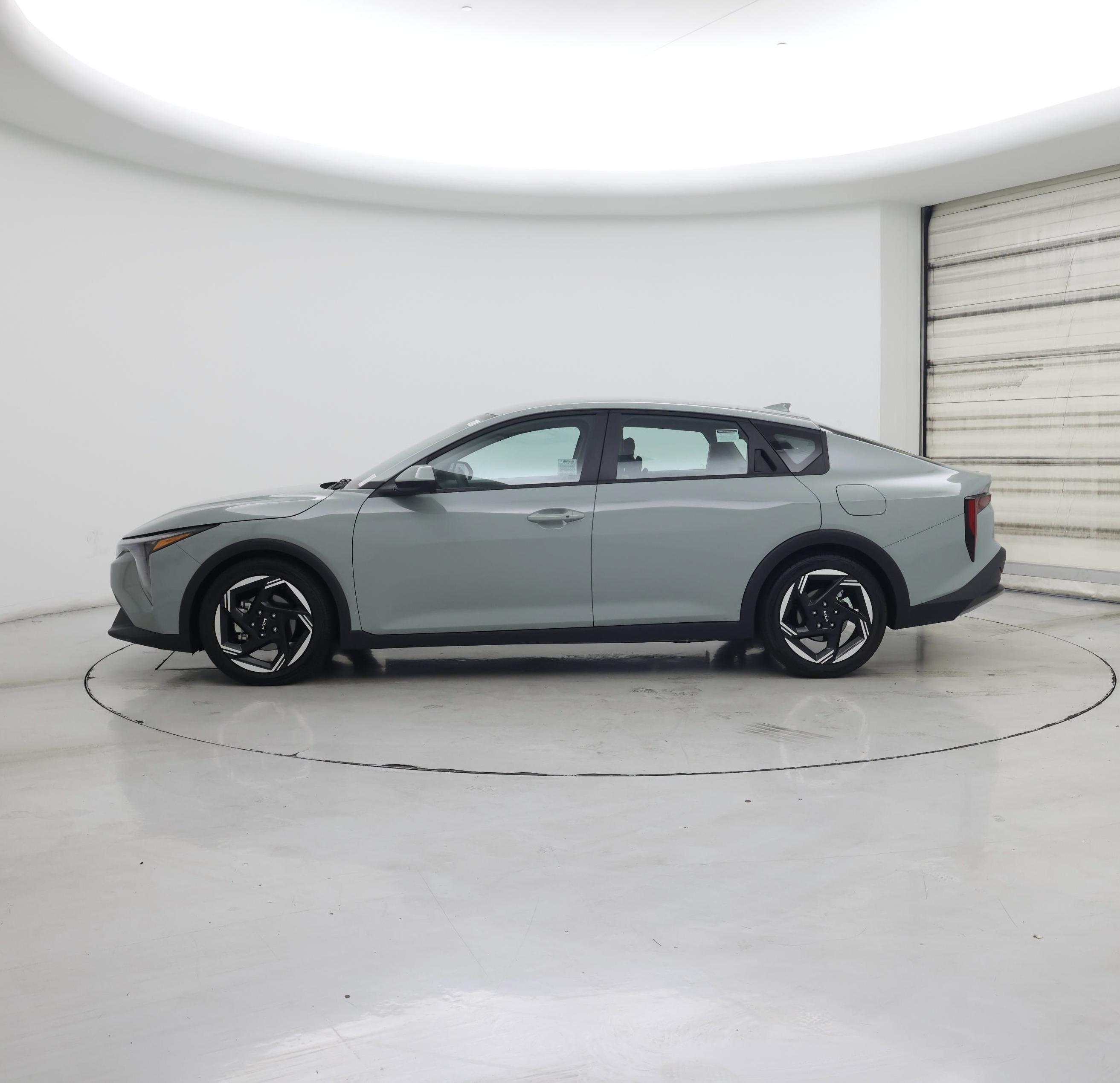 Thumbnail: 2025 Kia K4 - 3