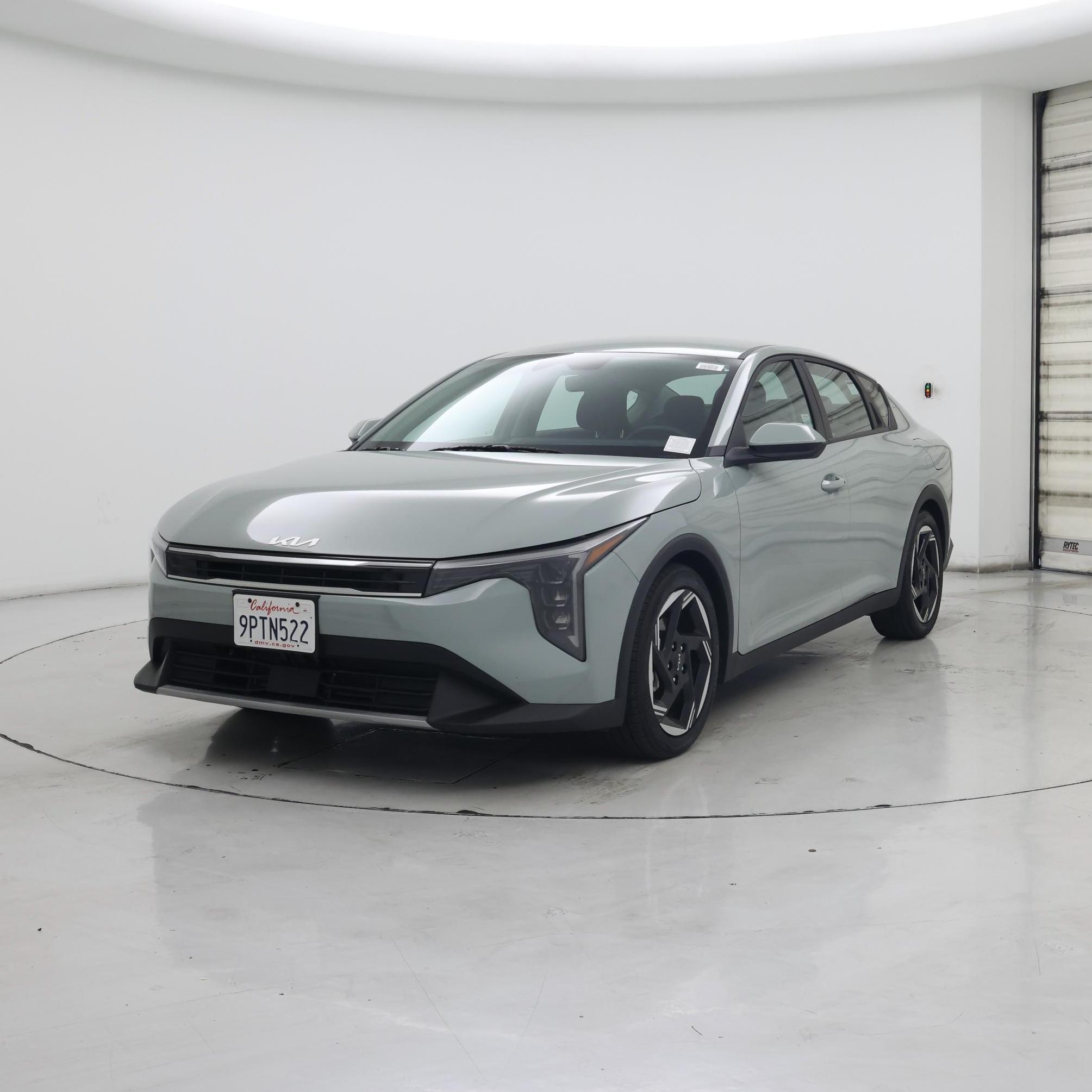 Thumbnail: 2025 Kia K4 - 4