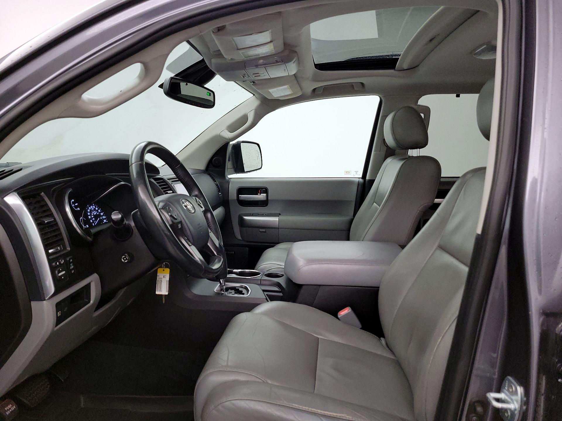 Thumbnail: 2018 Toyota Sequoia - 11