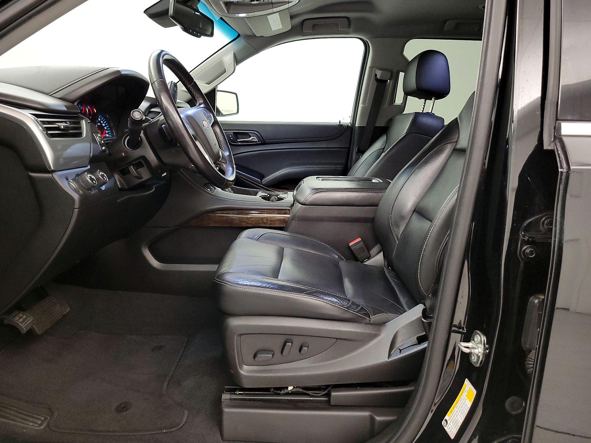 Thumbnail: 2020 Chevrolet Tahoe - 11