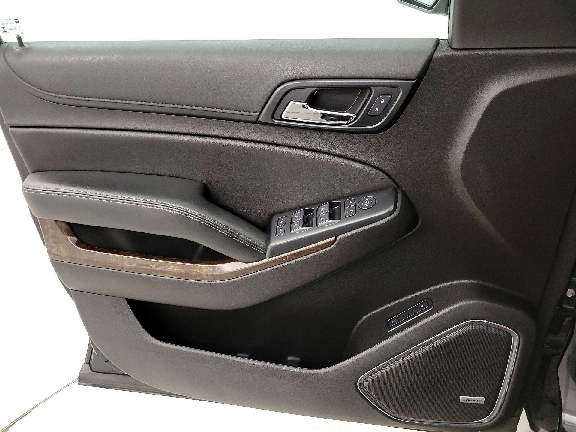 Thumbnail: 2020 Chevrolet Tahoe - 12