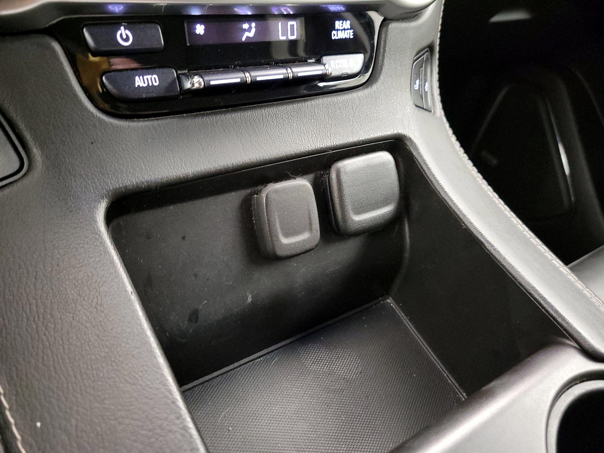 Thumbnail: 2020 Chevrolet Tahoe - 19