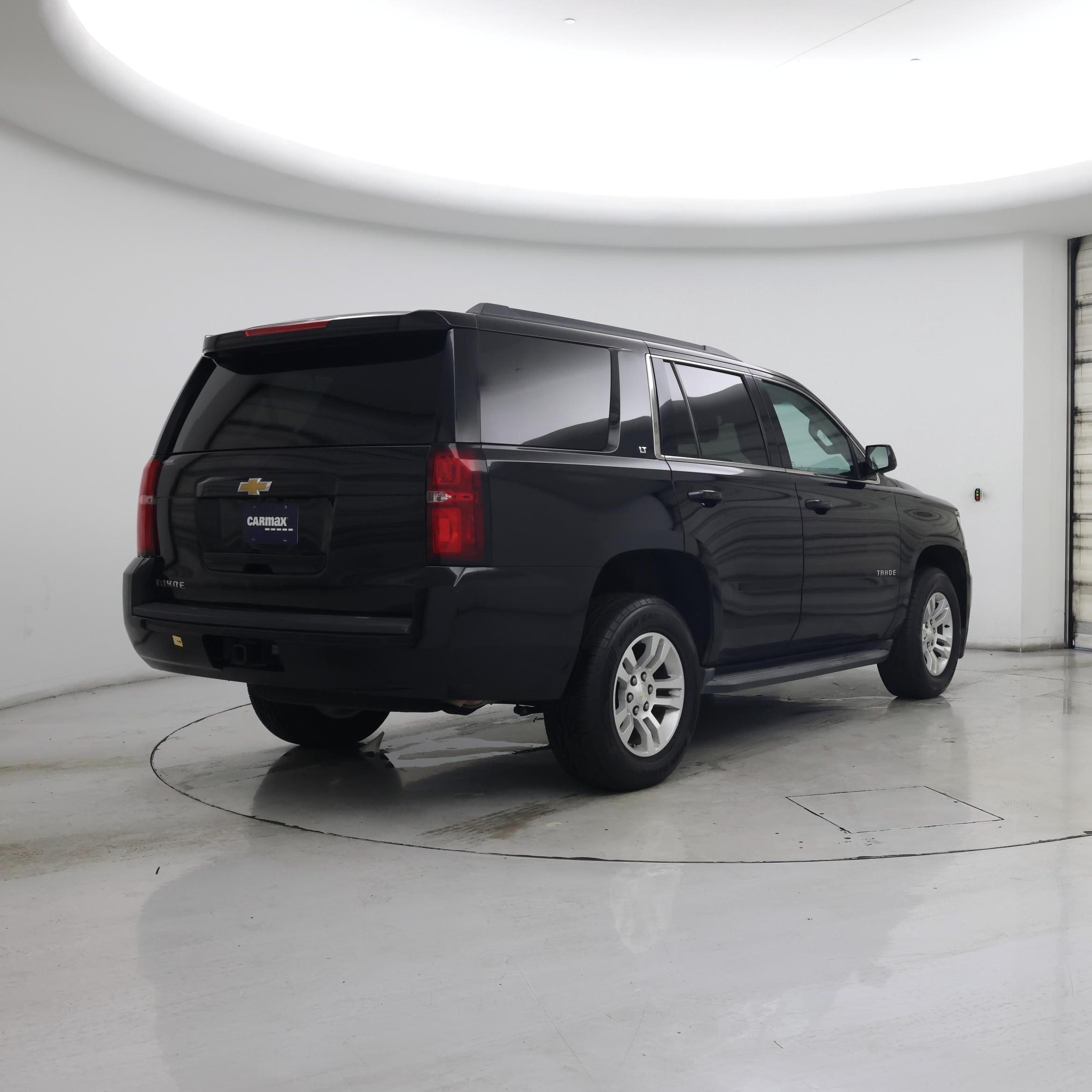 Thumbnail: 2020 Chevrolet Tahoe - 8