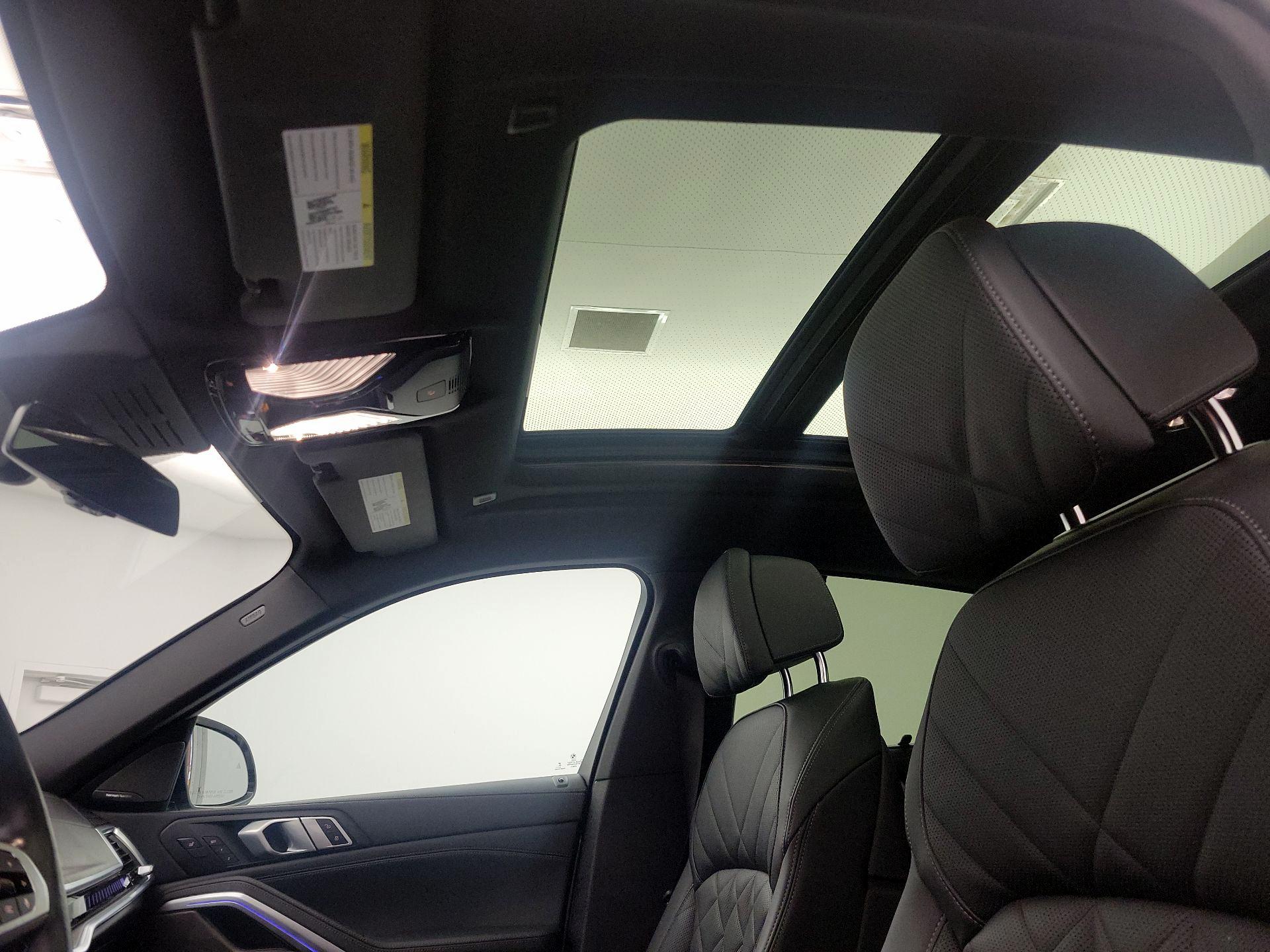 Thumbnail: 2024 BMW X6 - 20