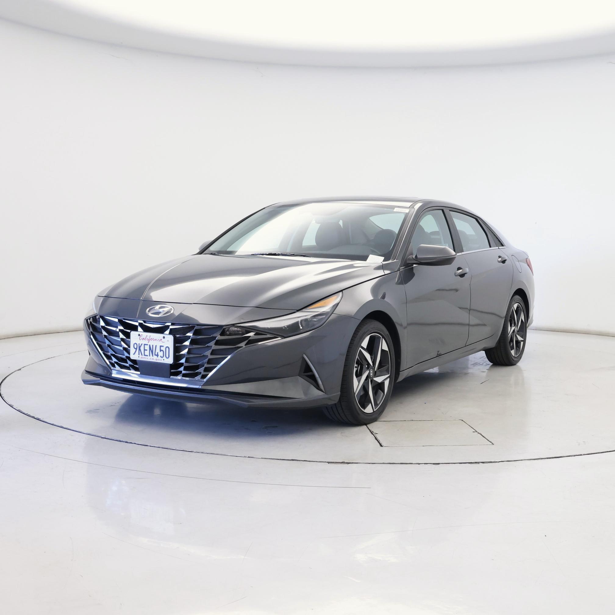 Thumbnail: 2023 Hyundai Elantra - 4