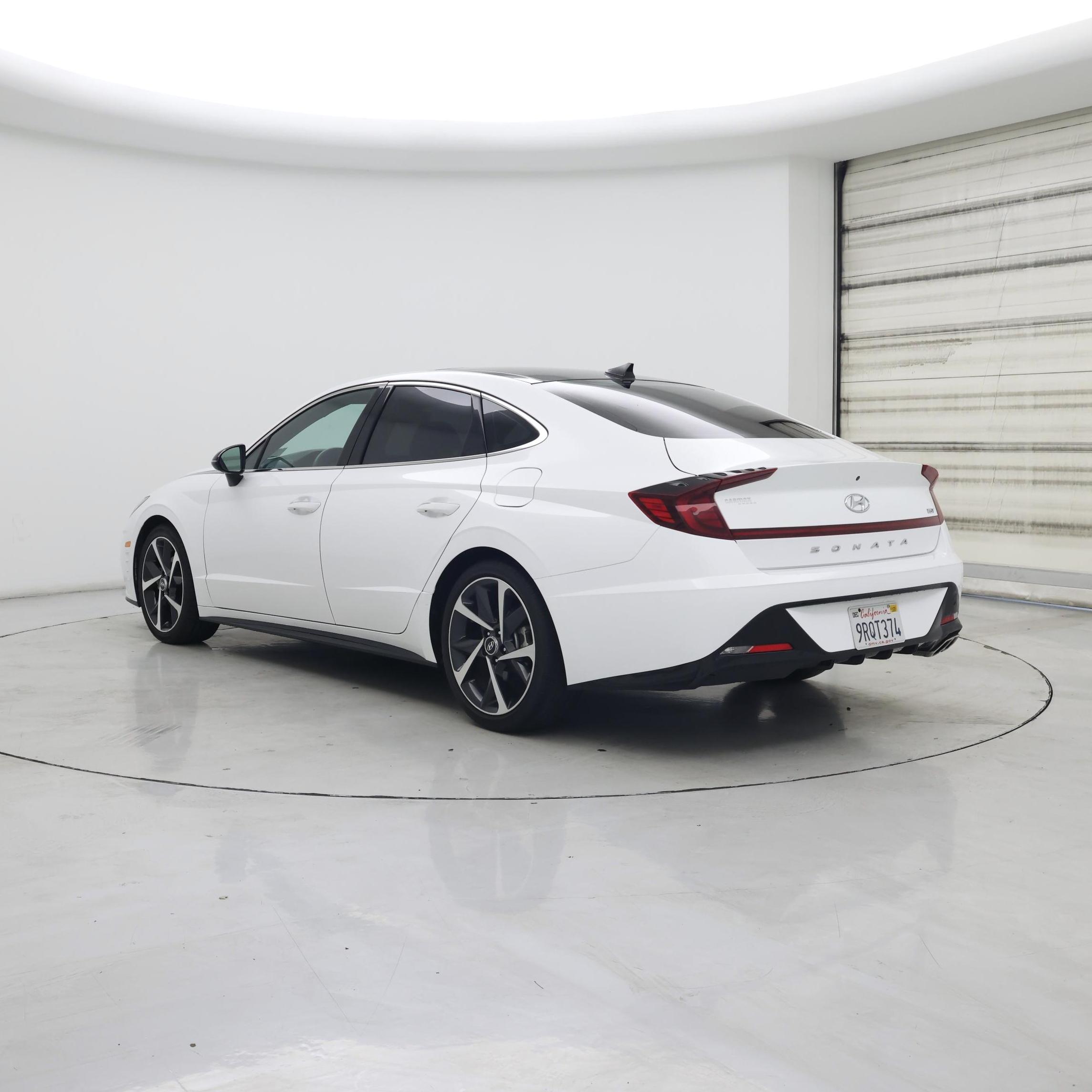 Thumbnail: 2023 Hyundai Sonata - 2