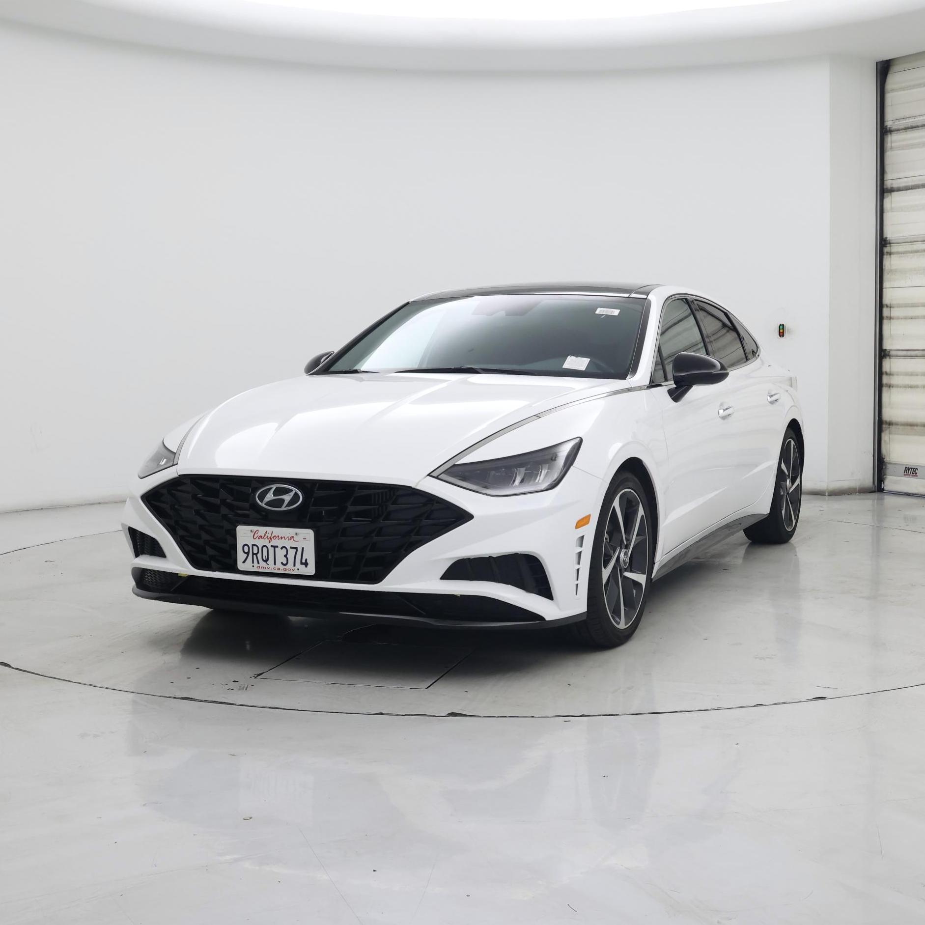 Thumbnail: 2023 Hyundai Sonata - 4