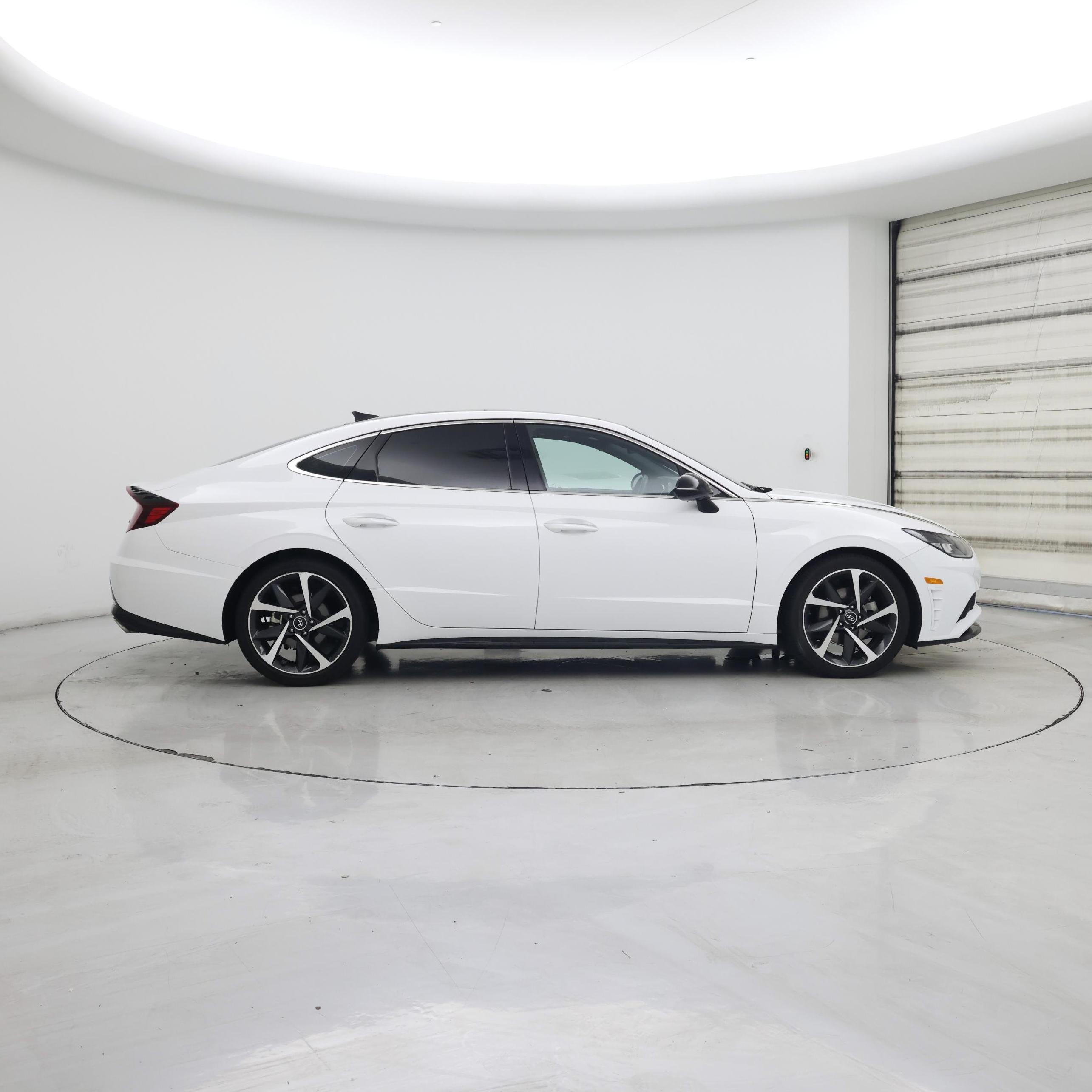 Thumbnail: 2023 Hyundai Sonata - 7